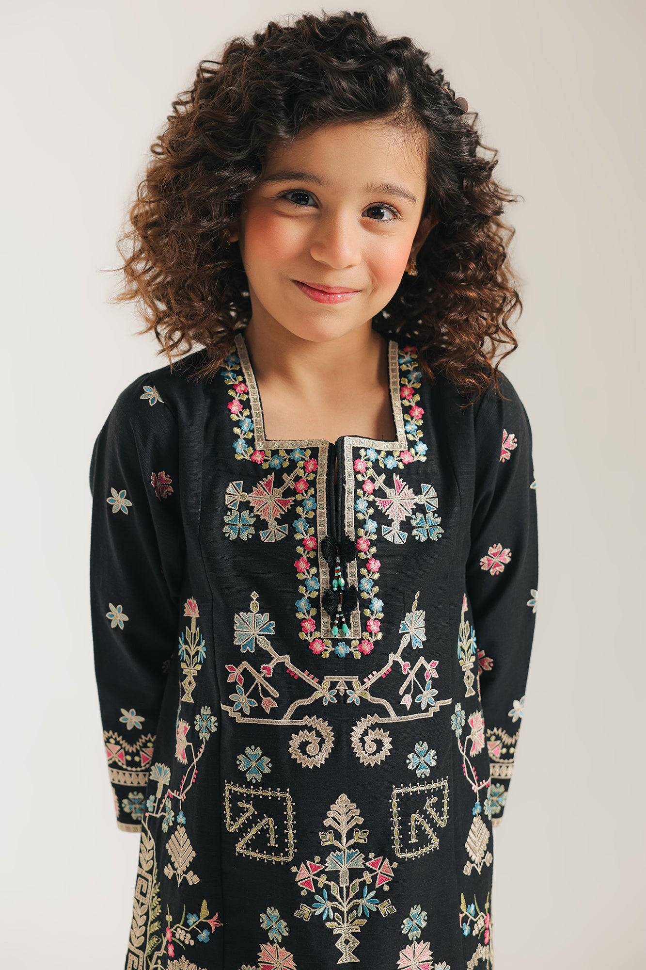EMBROIDERED SUIT (E1362/402/901) - Image 4