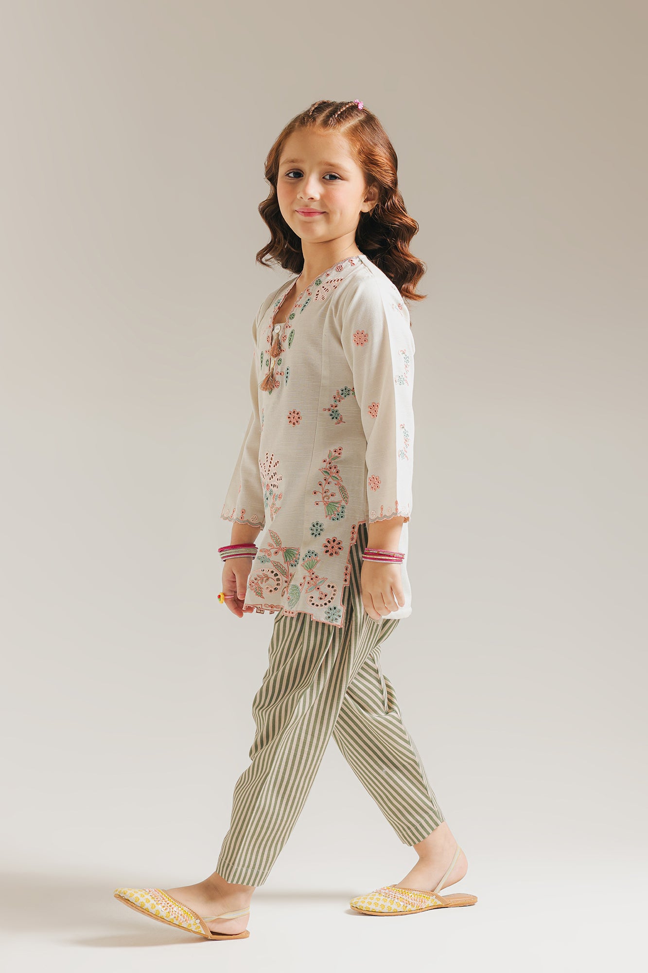 EMBROIDERED SUIT (E1372/402/005) - Image 2