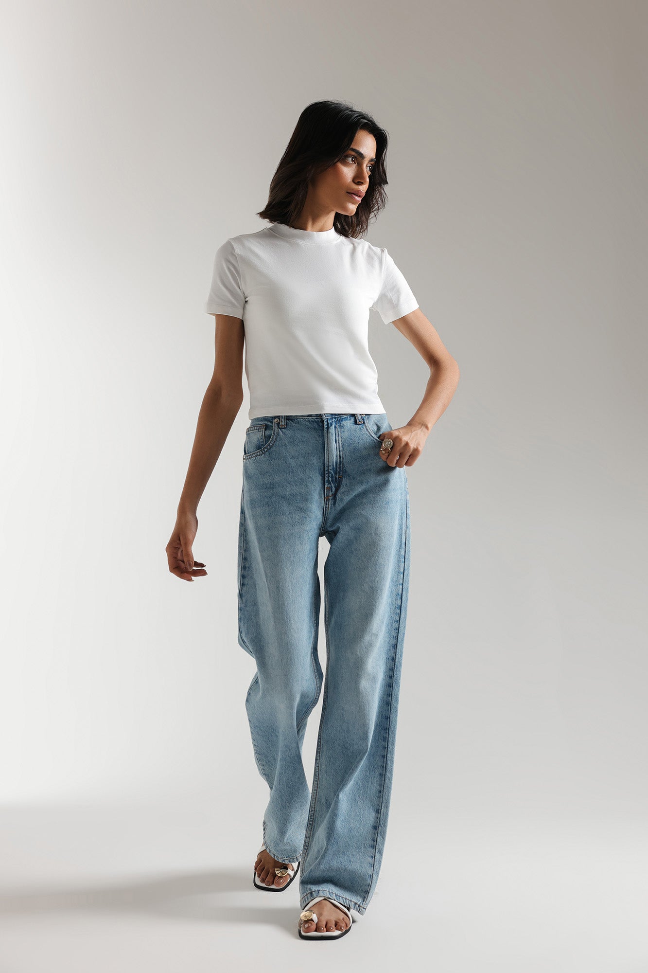 TOP (E2399/108/001) - Image 2