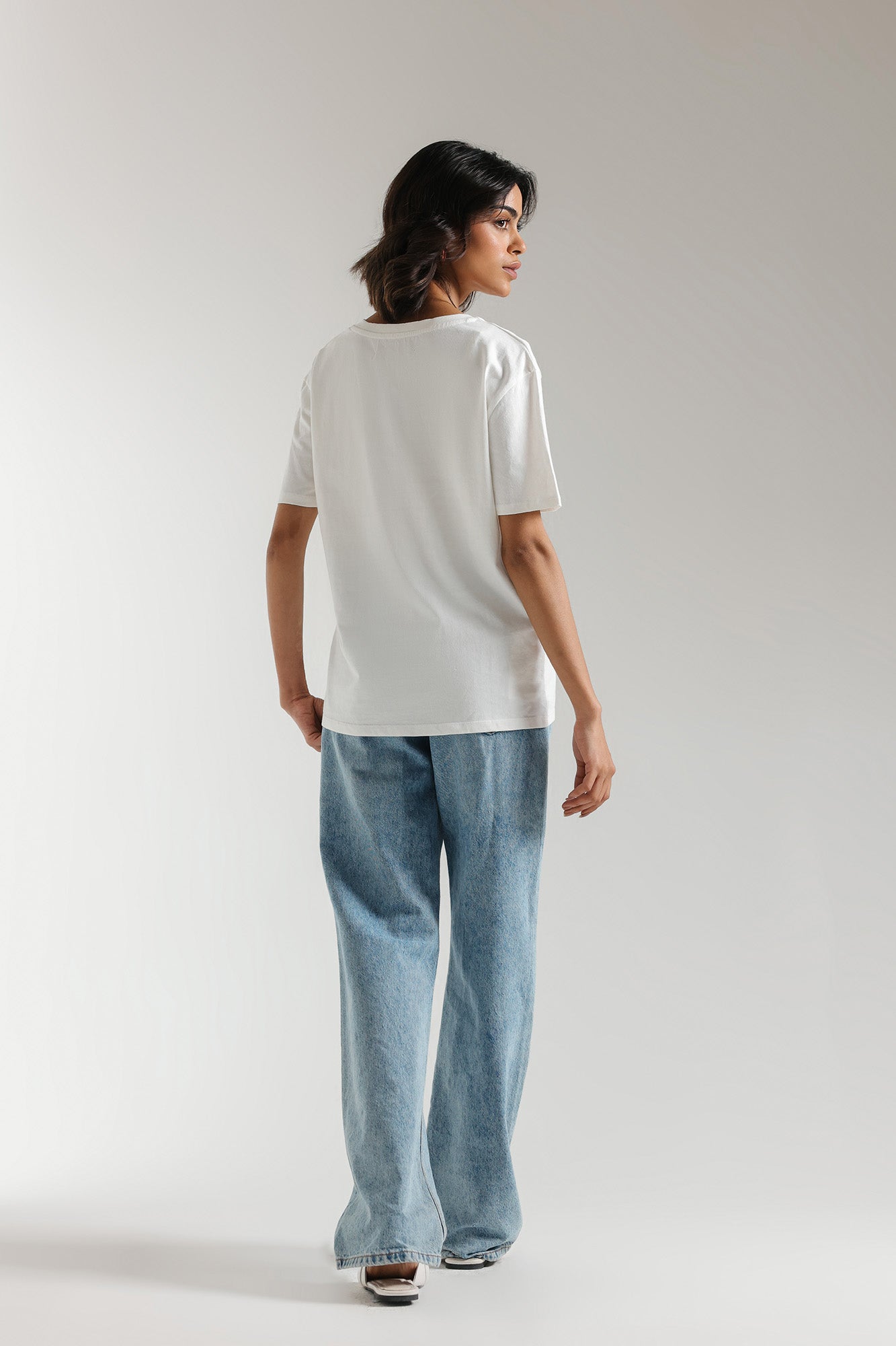 TOP (E2402/108/001) - Image 3