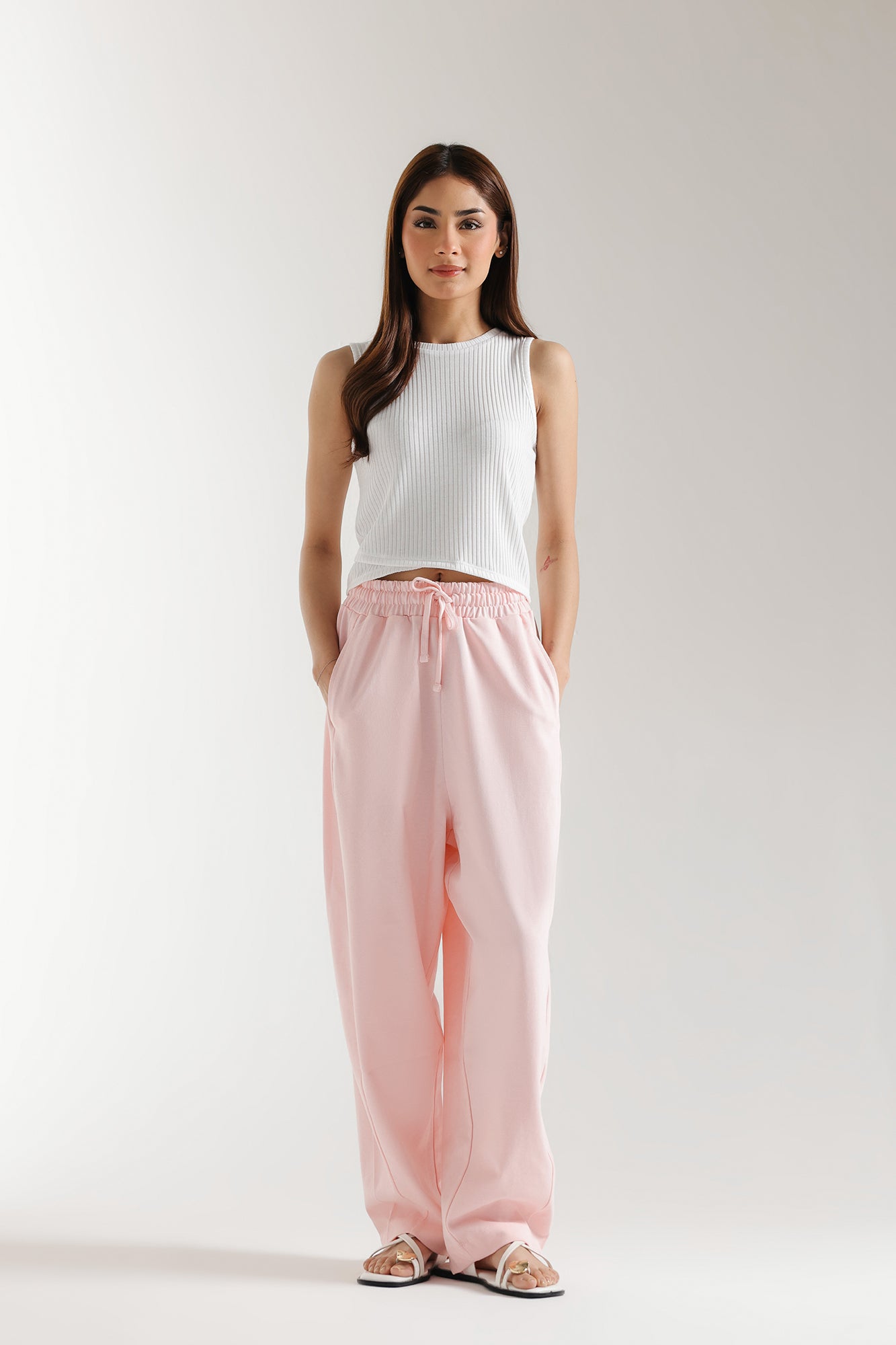 SLEEVELESS CROPPED TOP (E2448/108/001) - Image 2
