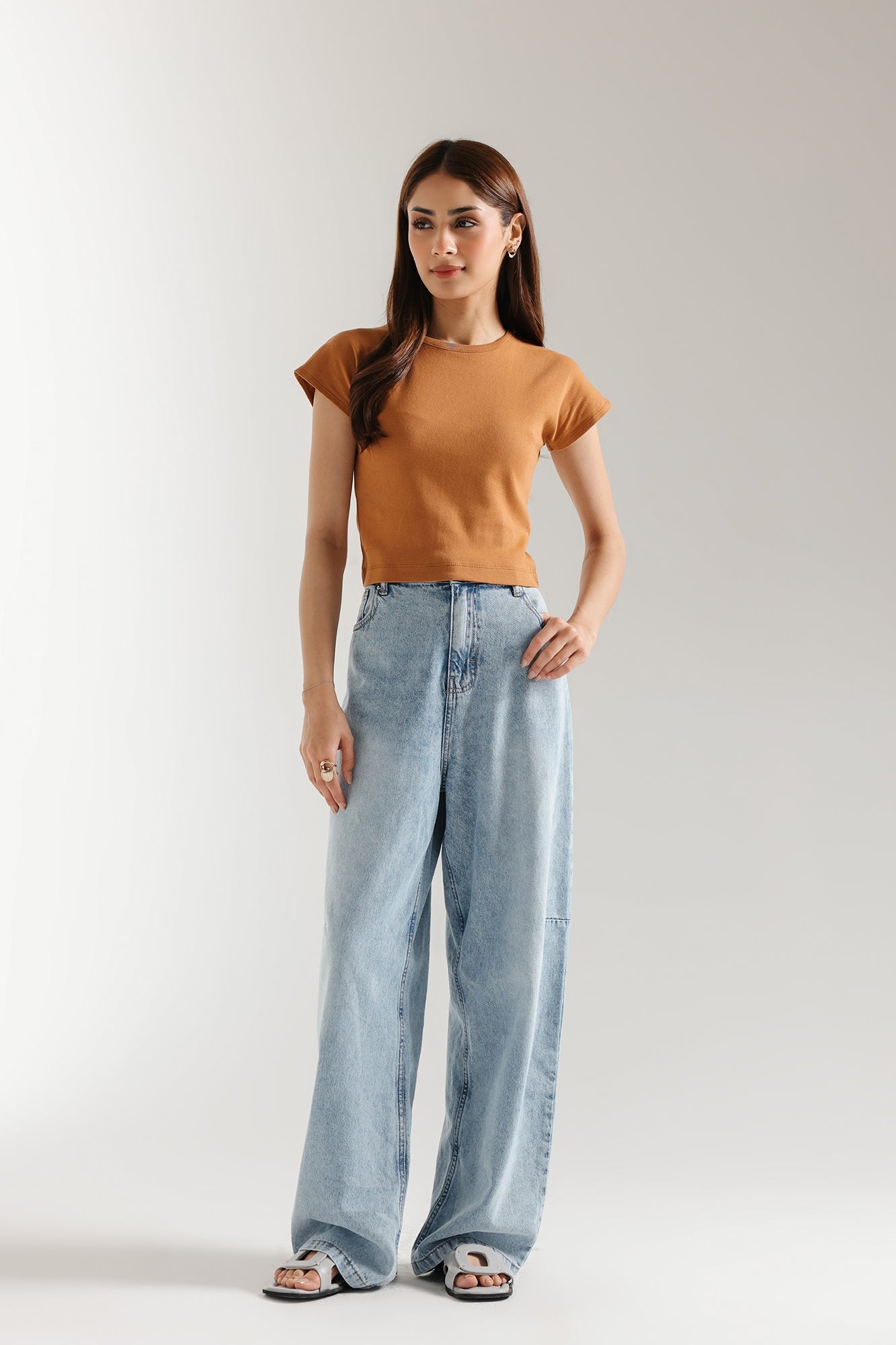 TOP (E2449/108/218) - Image 2