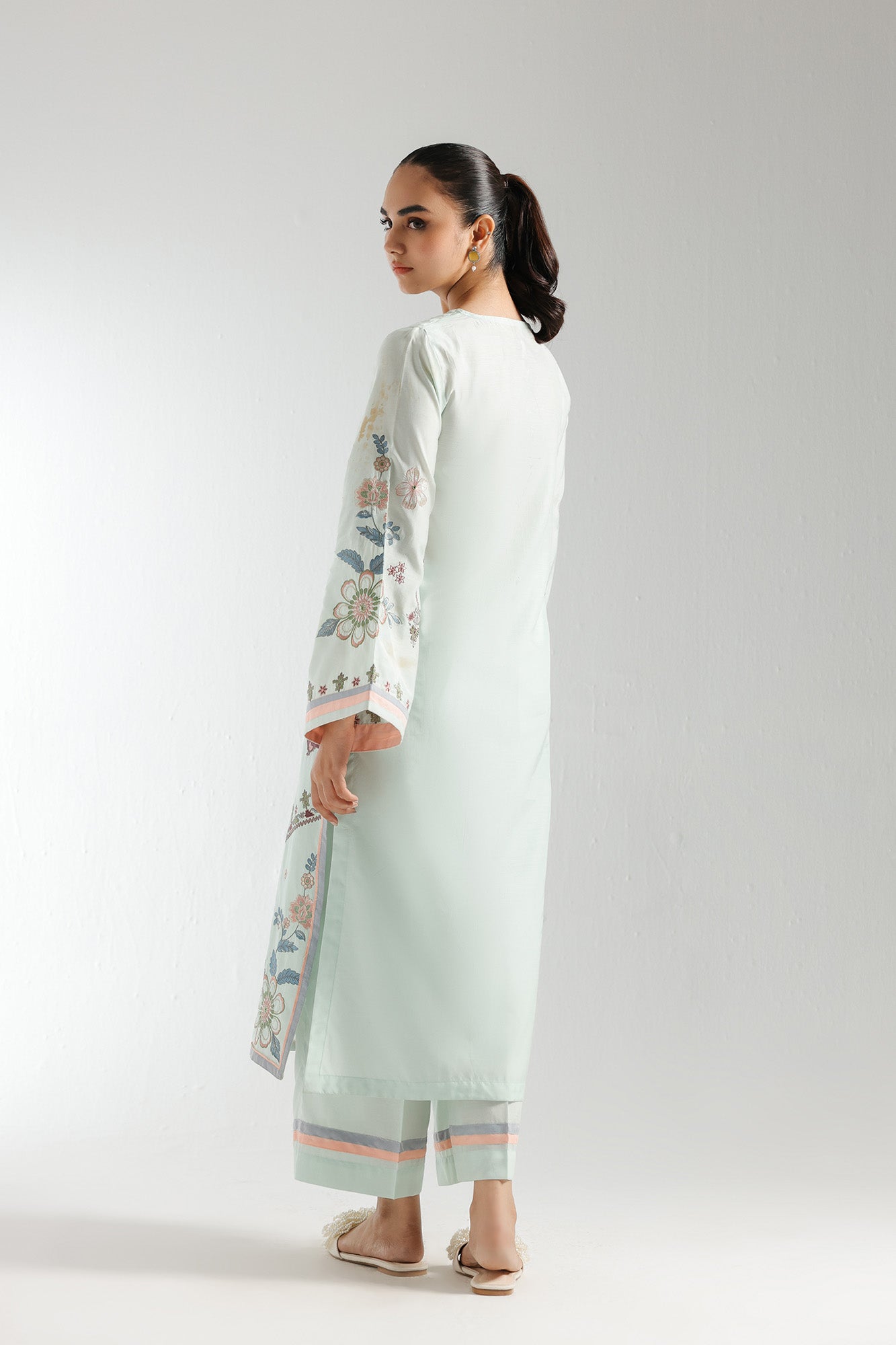 EMBROIDERED SUIT (E2947/103/721) - Image 3