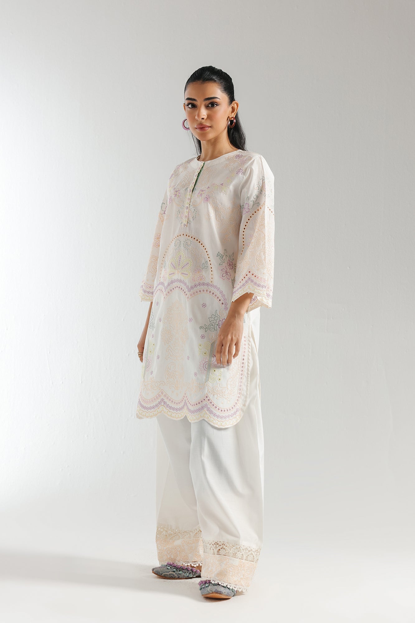 EMBROIDERED SUIT (E2960/103/002) - Image 2