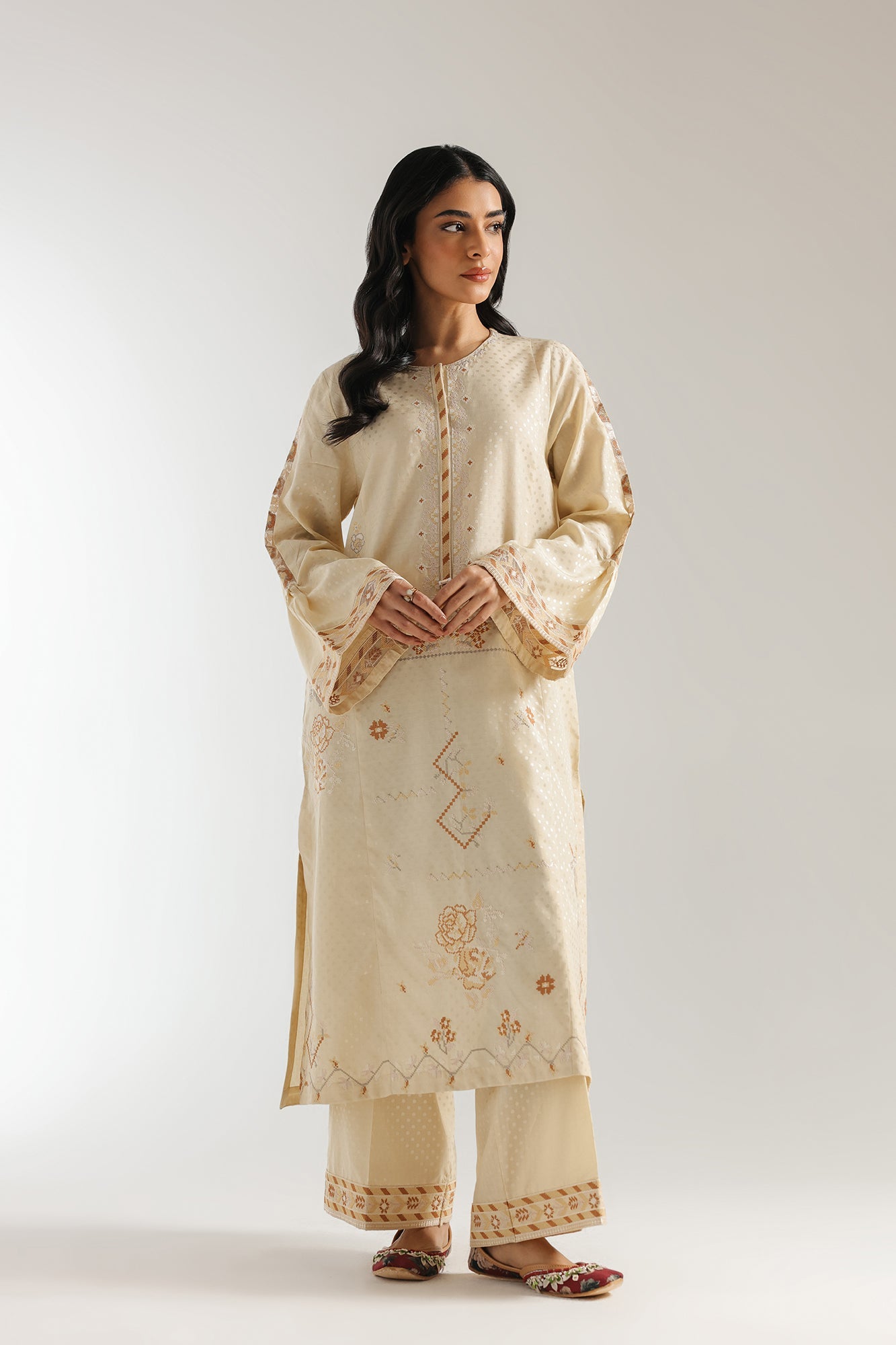 EMBROIDERED SUIT (E2969/103/115) - Image 2