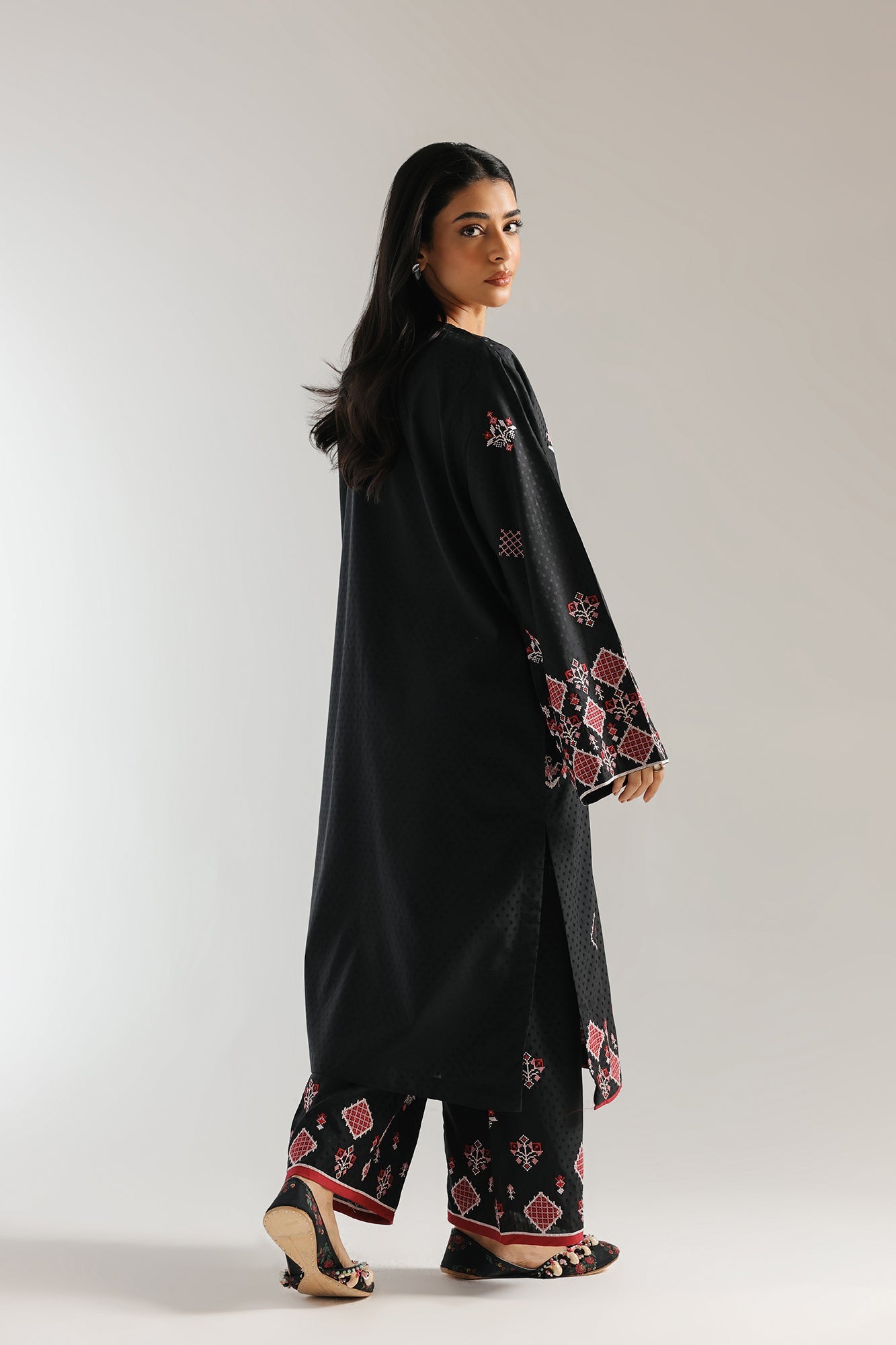 EMBROIDERED SUIT (E2970/103/902) - Image 3