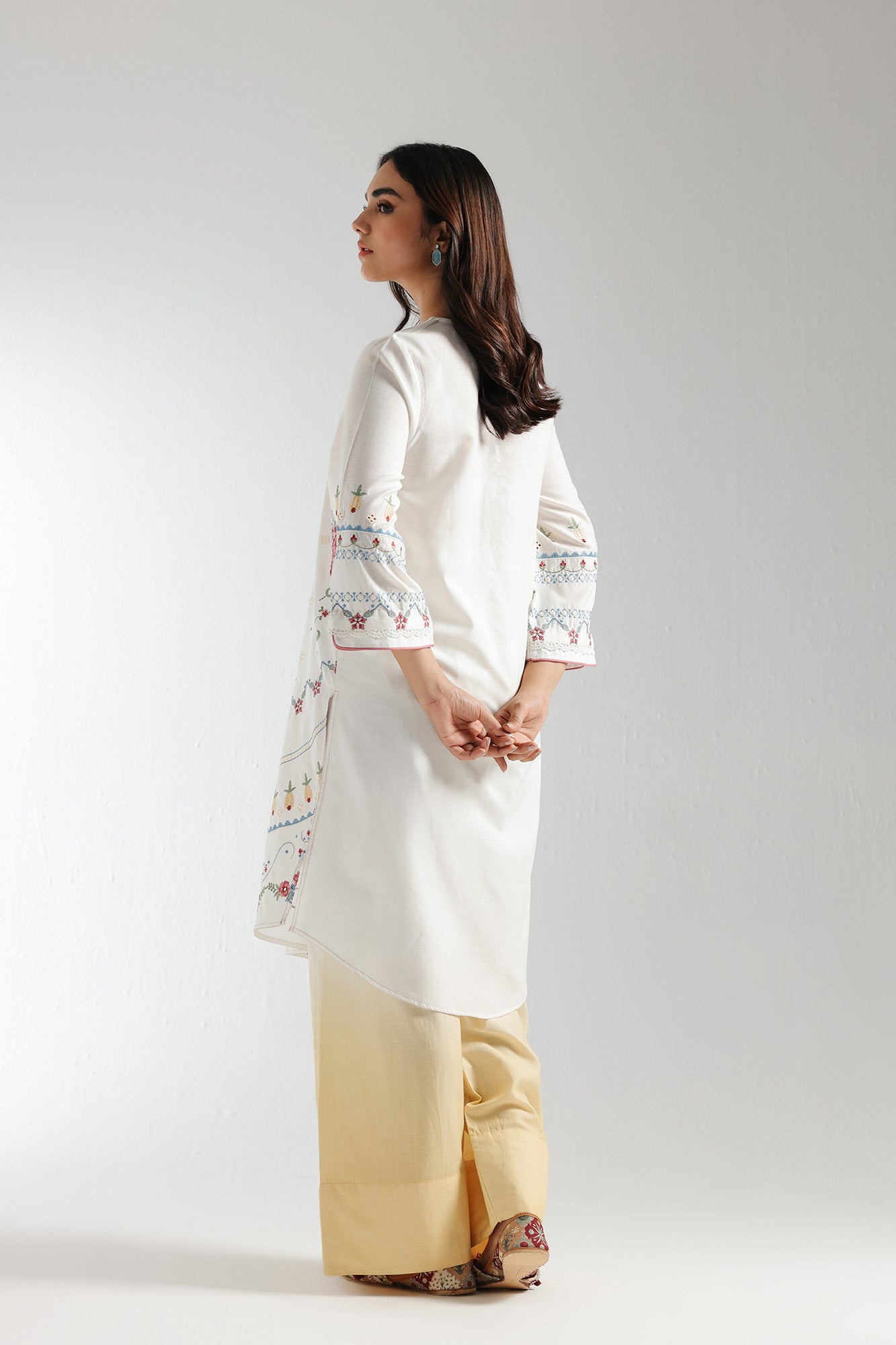 EMBROIDERED SUIT (E2976/103/003) - Image 3