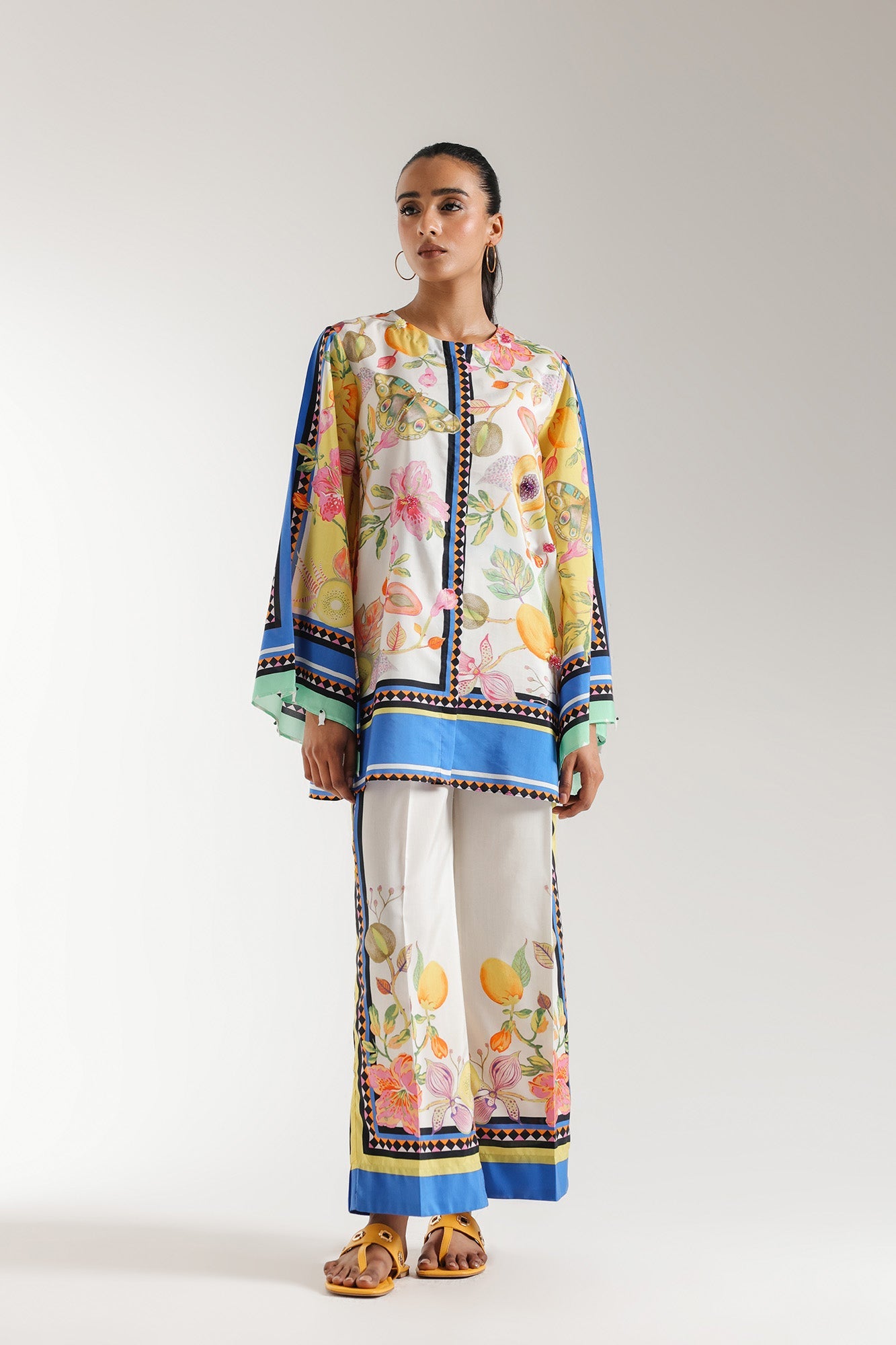 PRINTED SUIT (E2985/103/002) - Image 2