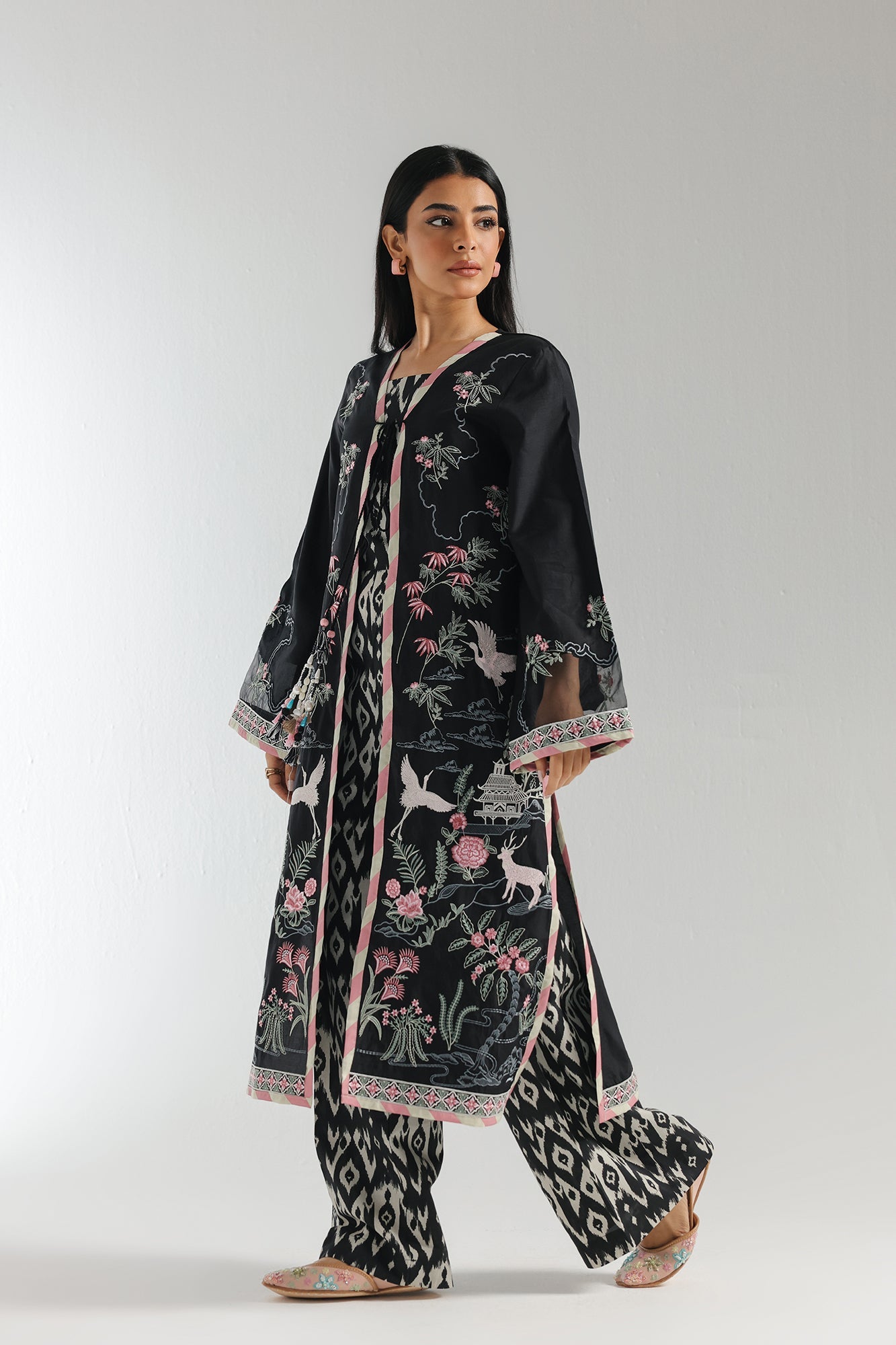 EMBROIDERED SUIT (E2991/103/902) - Image 2