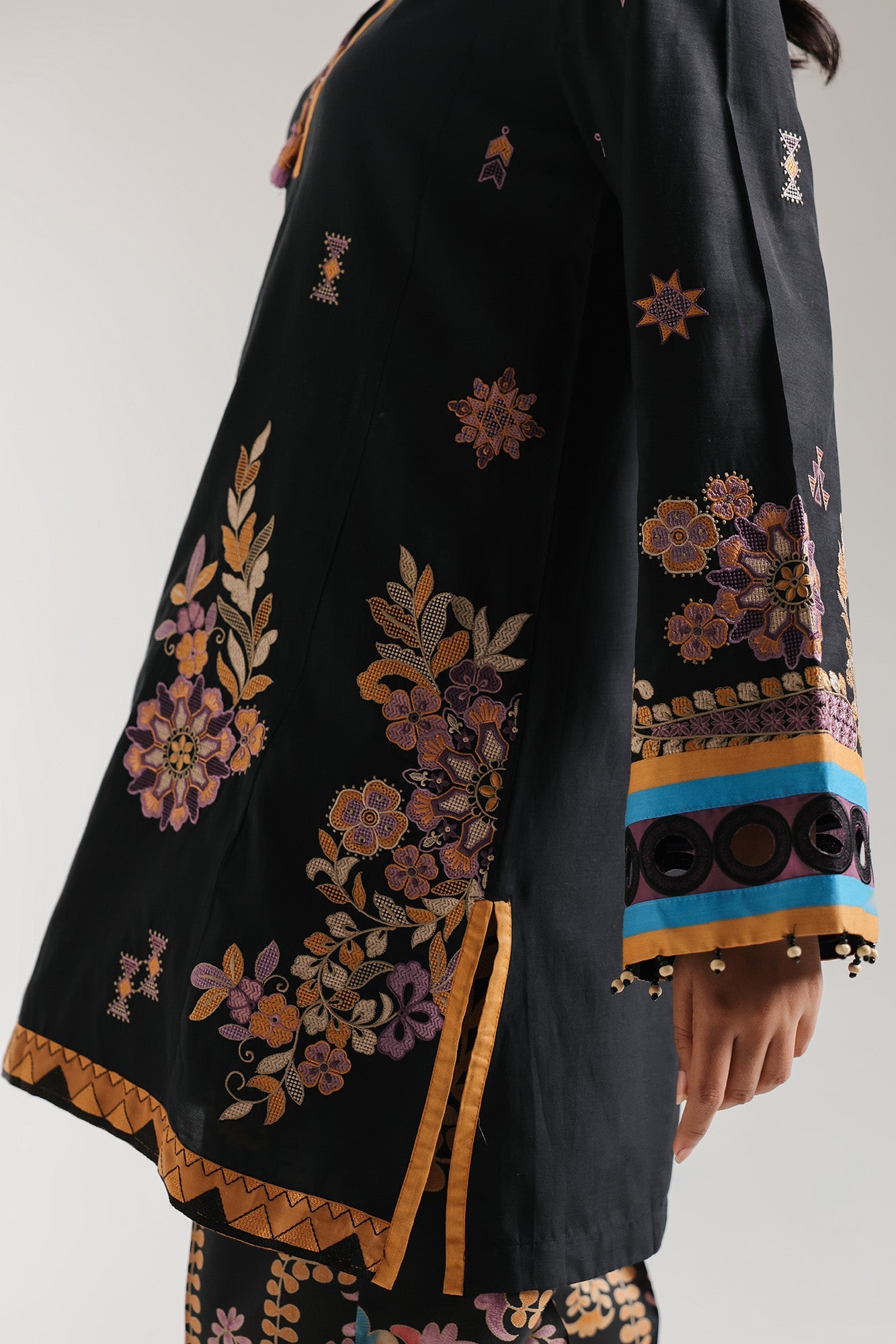 EMBROIDERED SUIT (E2992/103/902) - Image 5