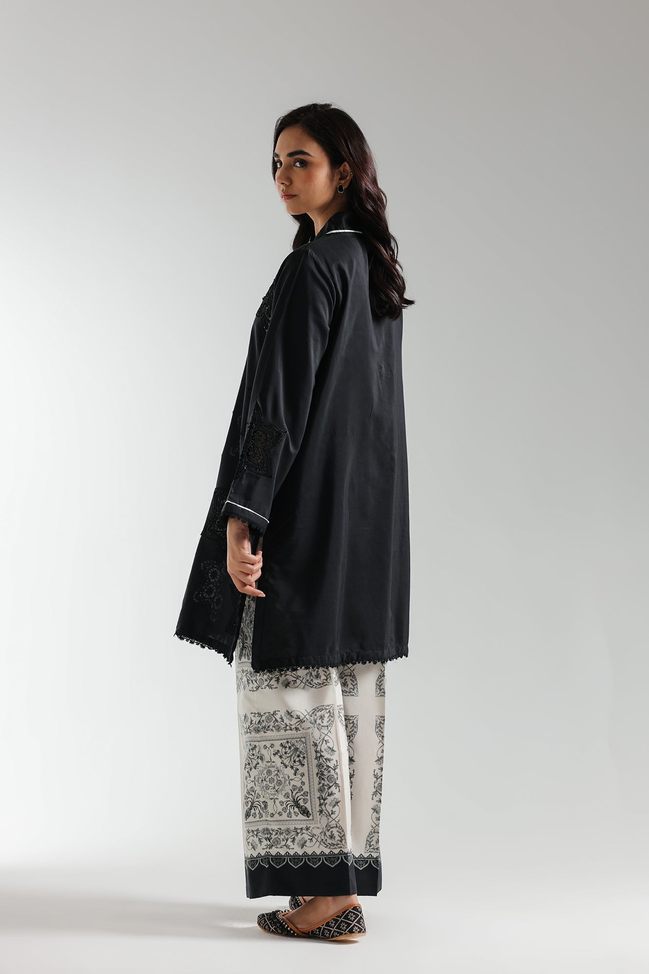 EMBROIDERED SUIT (E2998/103/902) - Image 4