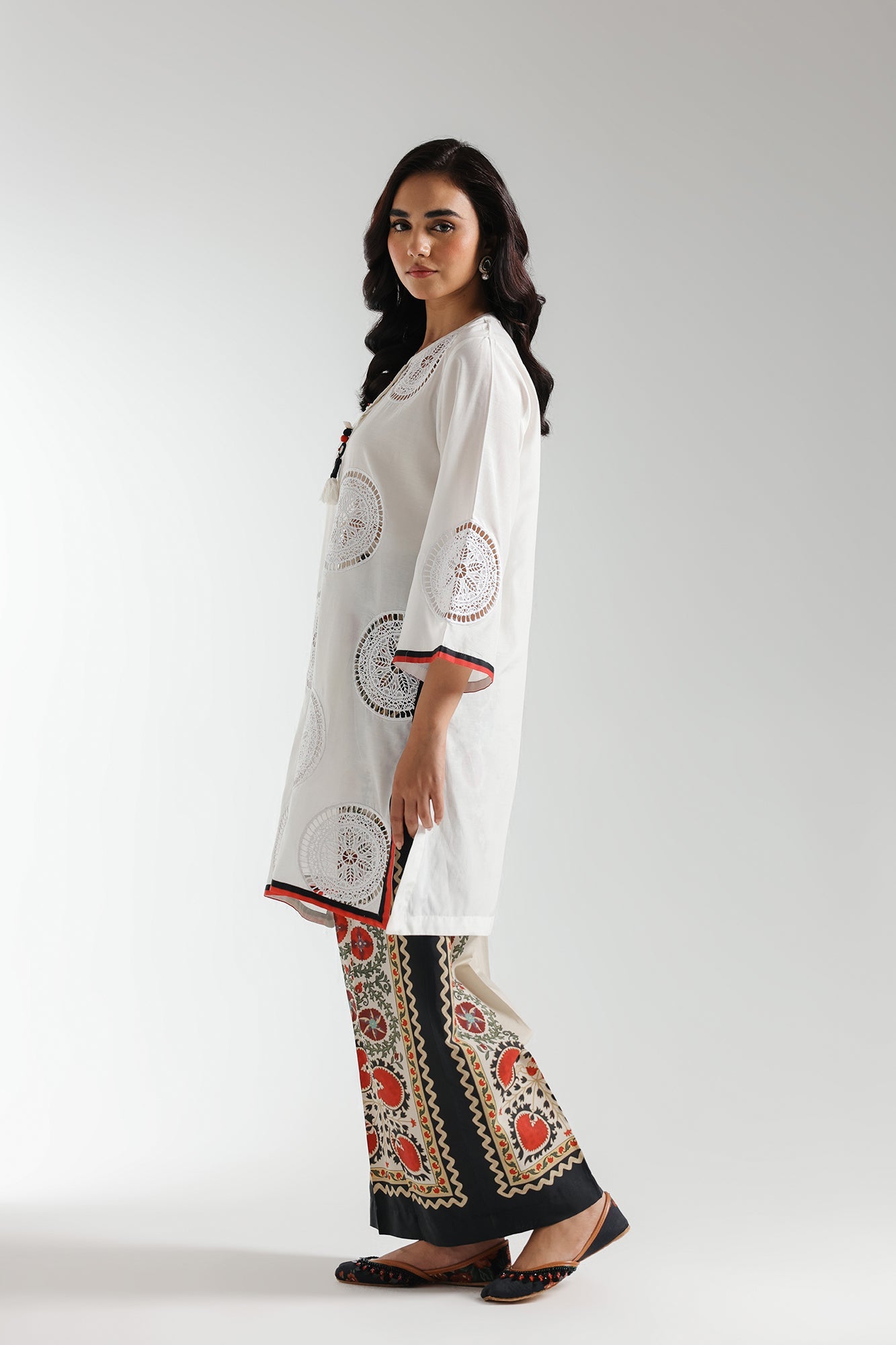 EMBROIDERED SUIT (E2999/103/004) - Image 2