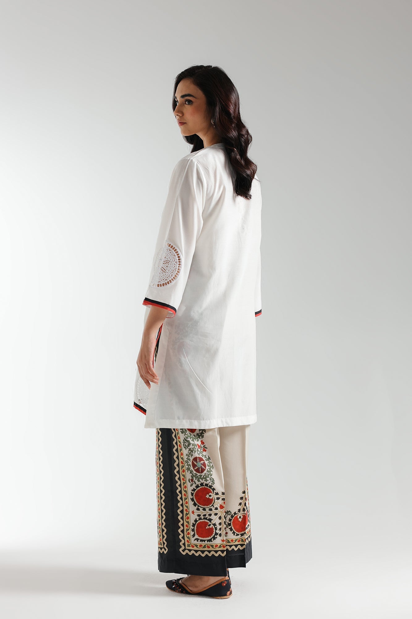 EMBROIDERED SUIT (E2999/103/004) - Image 3