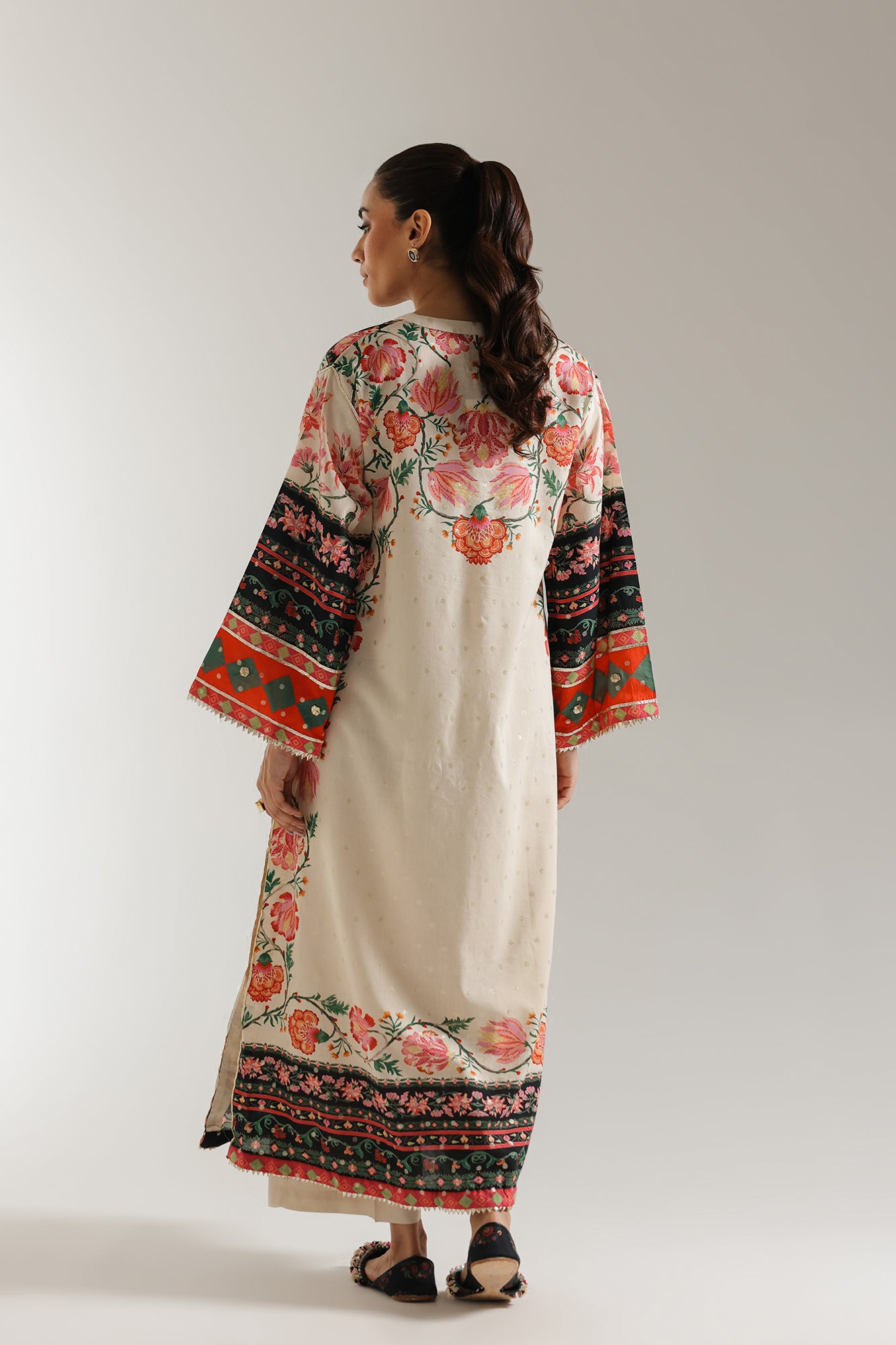 EMBROIDERED SUIT (E3074/103/002) - Image 3