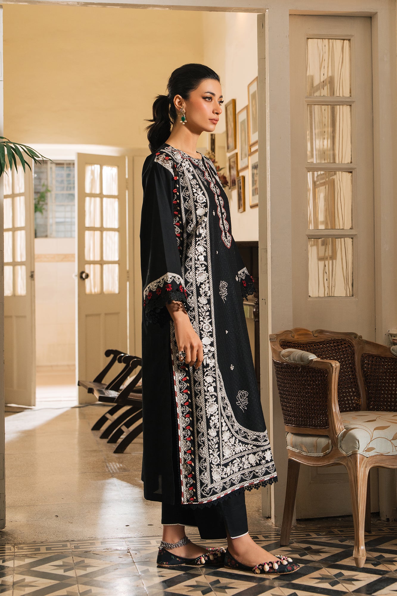 EMBROIDERED SUIT (E3103/103/902) - Image 3