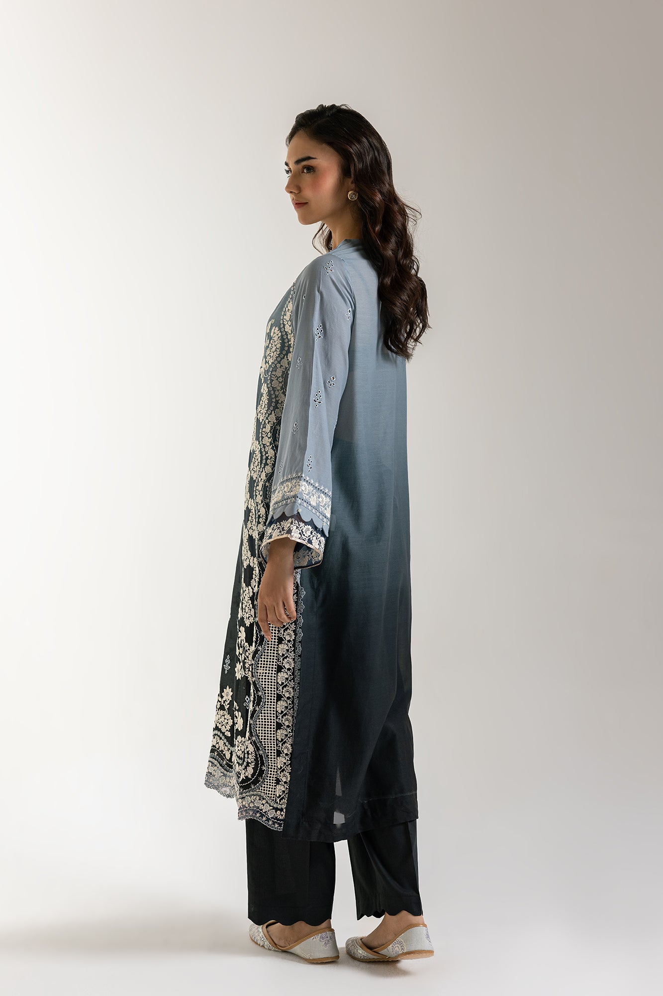 EMBROIDERED SUIT (E3106/103/907) - Image 4