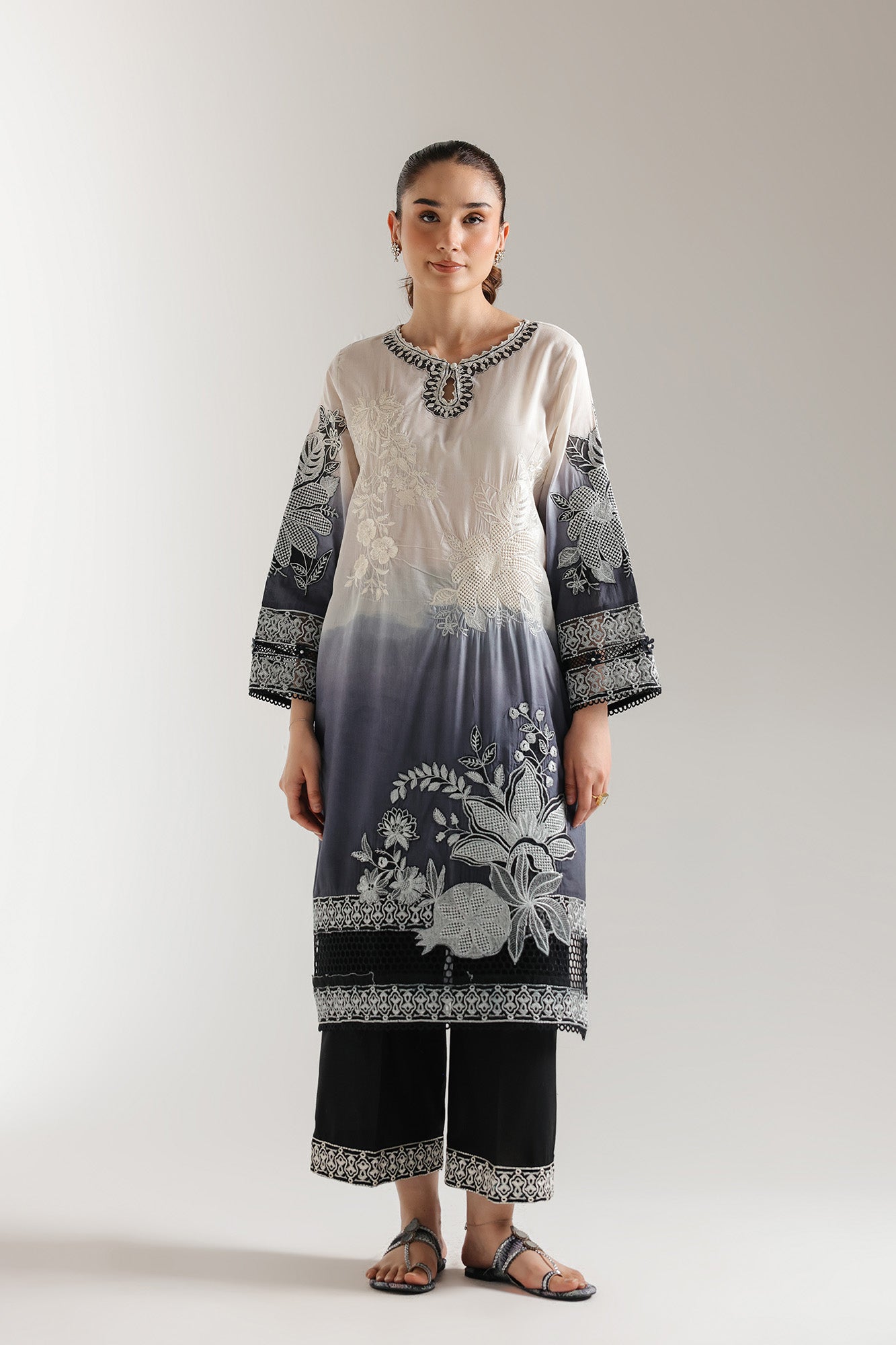 EMBROIDERED SUIT (E3113/103/002) - Image 2