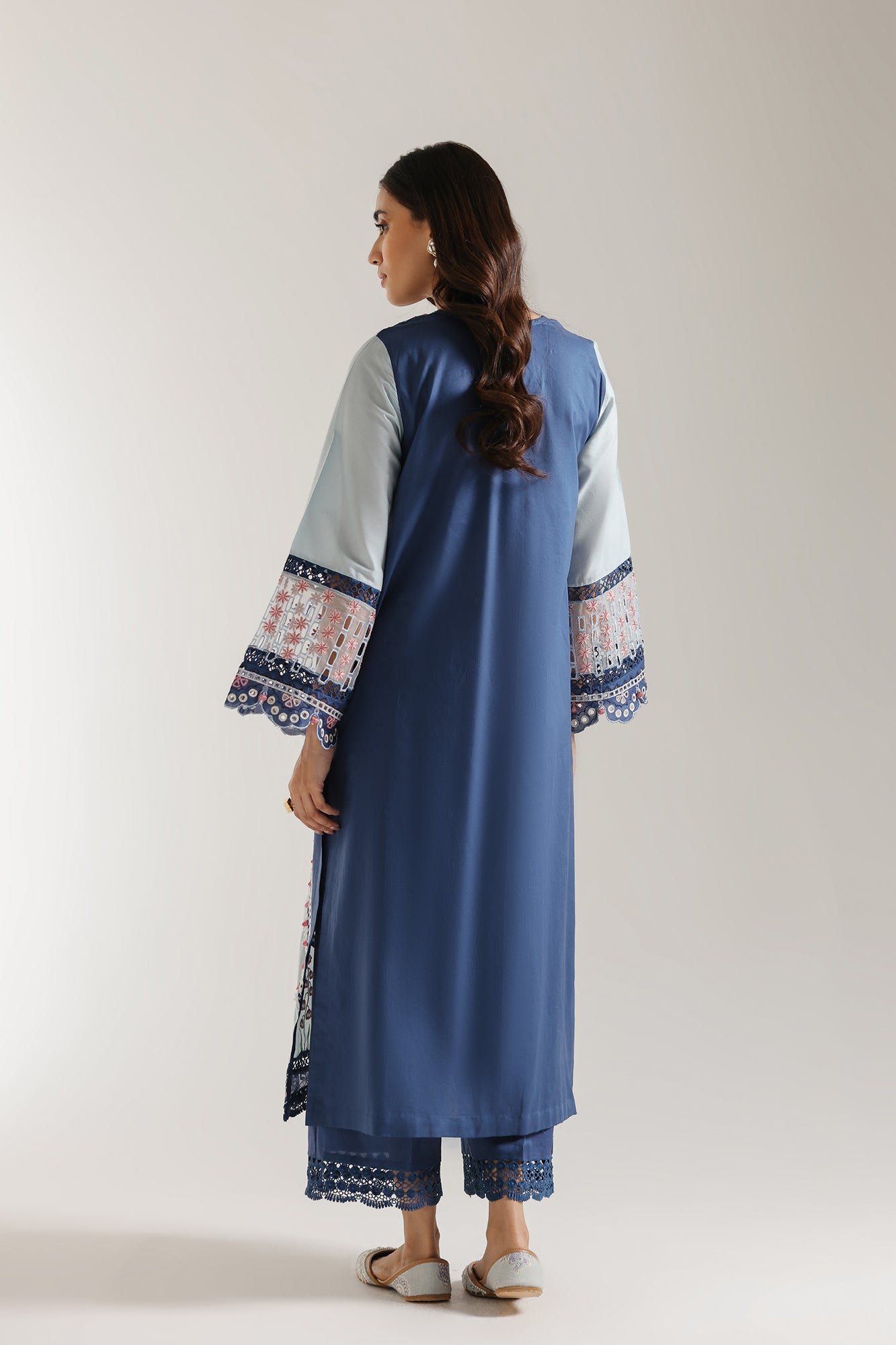 EMBROIDERED SUIT (E3126/103/622) - Image 4
