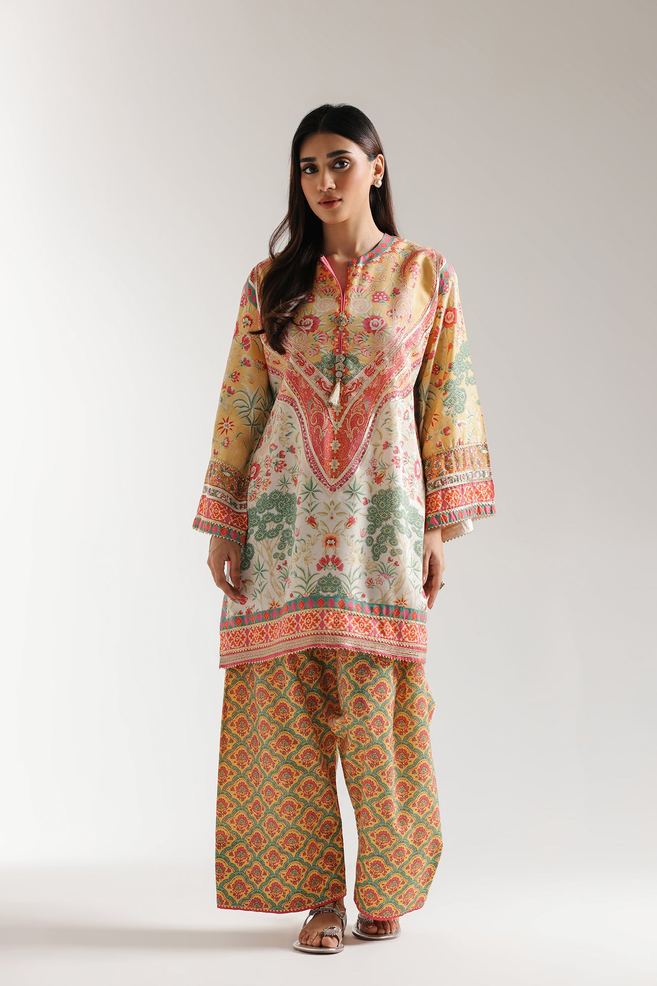 EMBROIDERED SUIT (E3161/103/105)