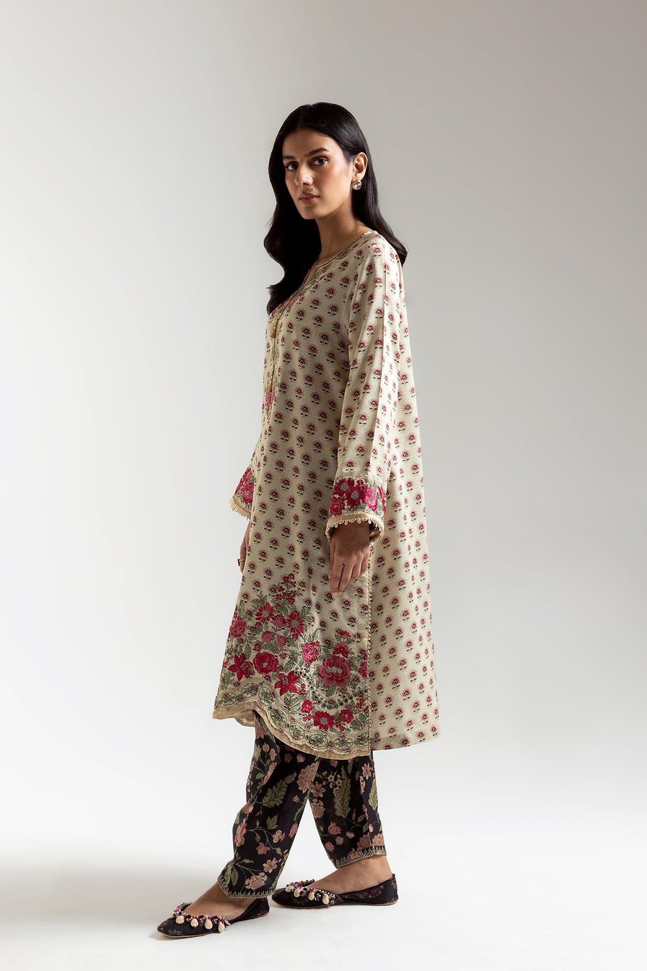 EMBROIDERED SUIT (E3190/103/006) - Image 2