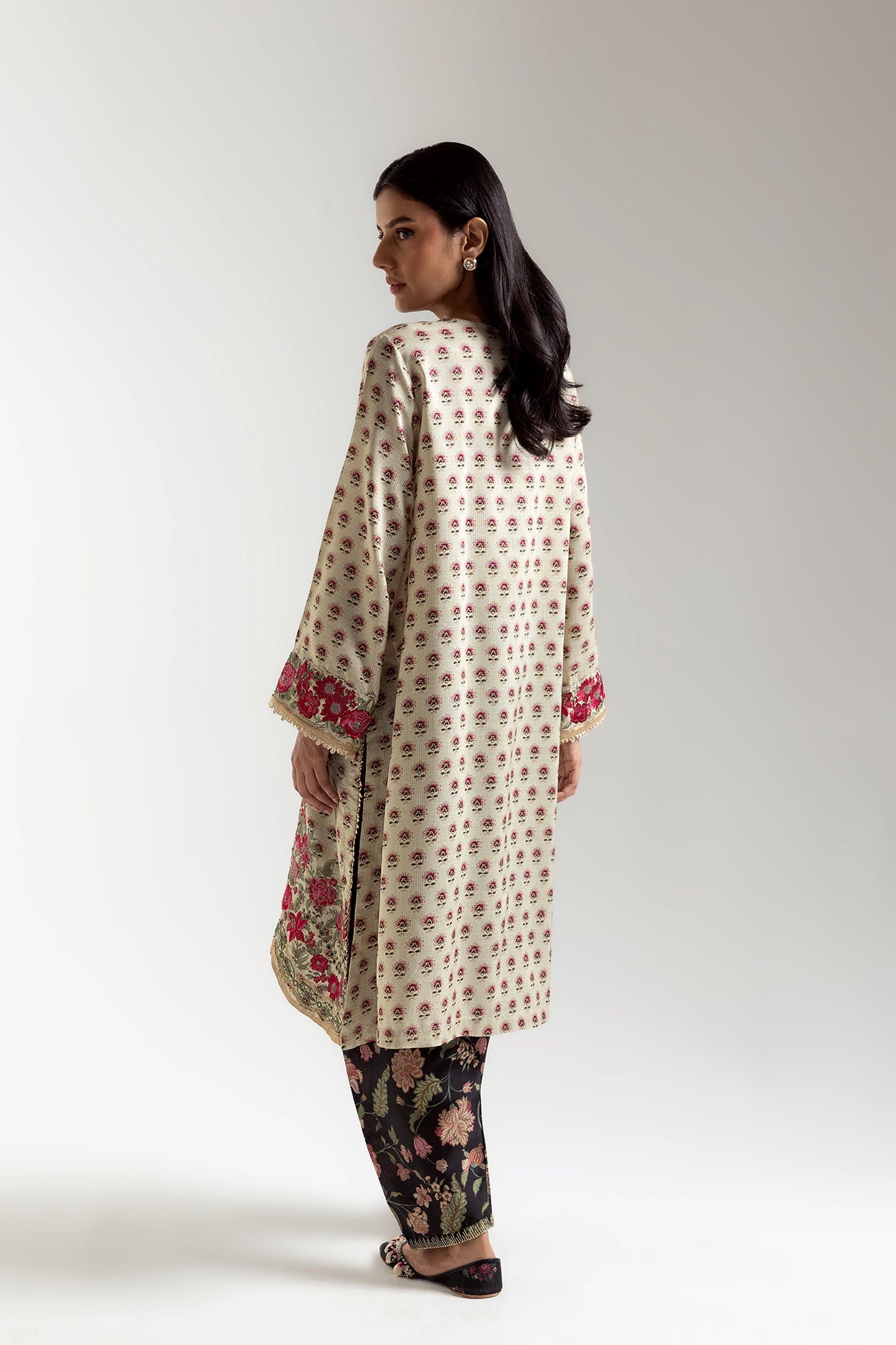 EMBROIDERED SUIT (E3190/103/006) - Image 3