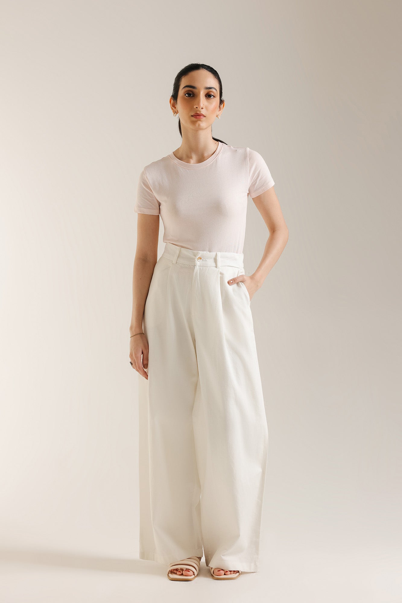 TOP (E3198/108/529) - Image 2
