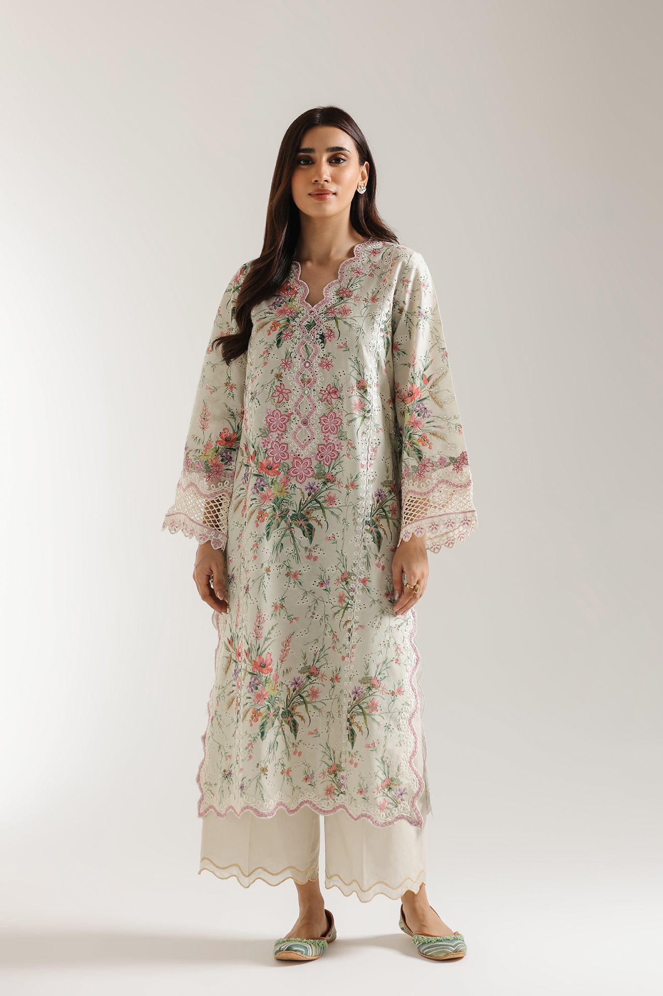 EMBROIDERED SUIT (E103/004/3205) - Image 2
