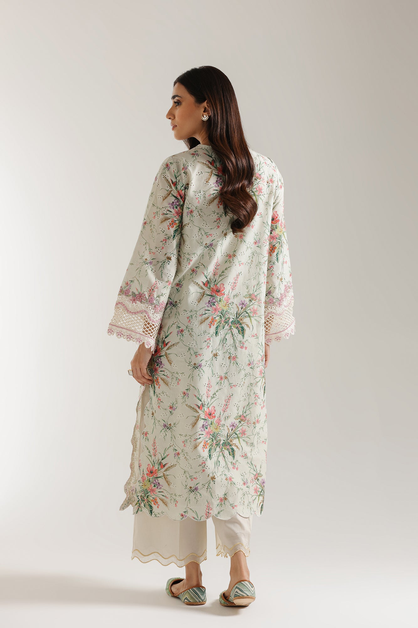 EMBROIDERED SUIT (E103/004/3205) - Image 4