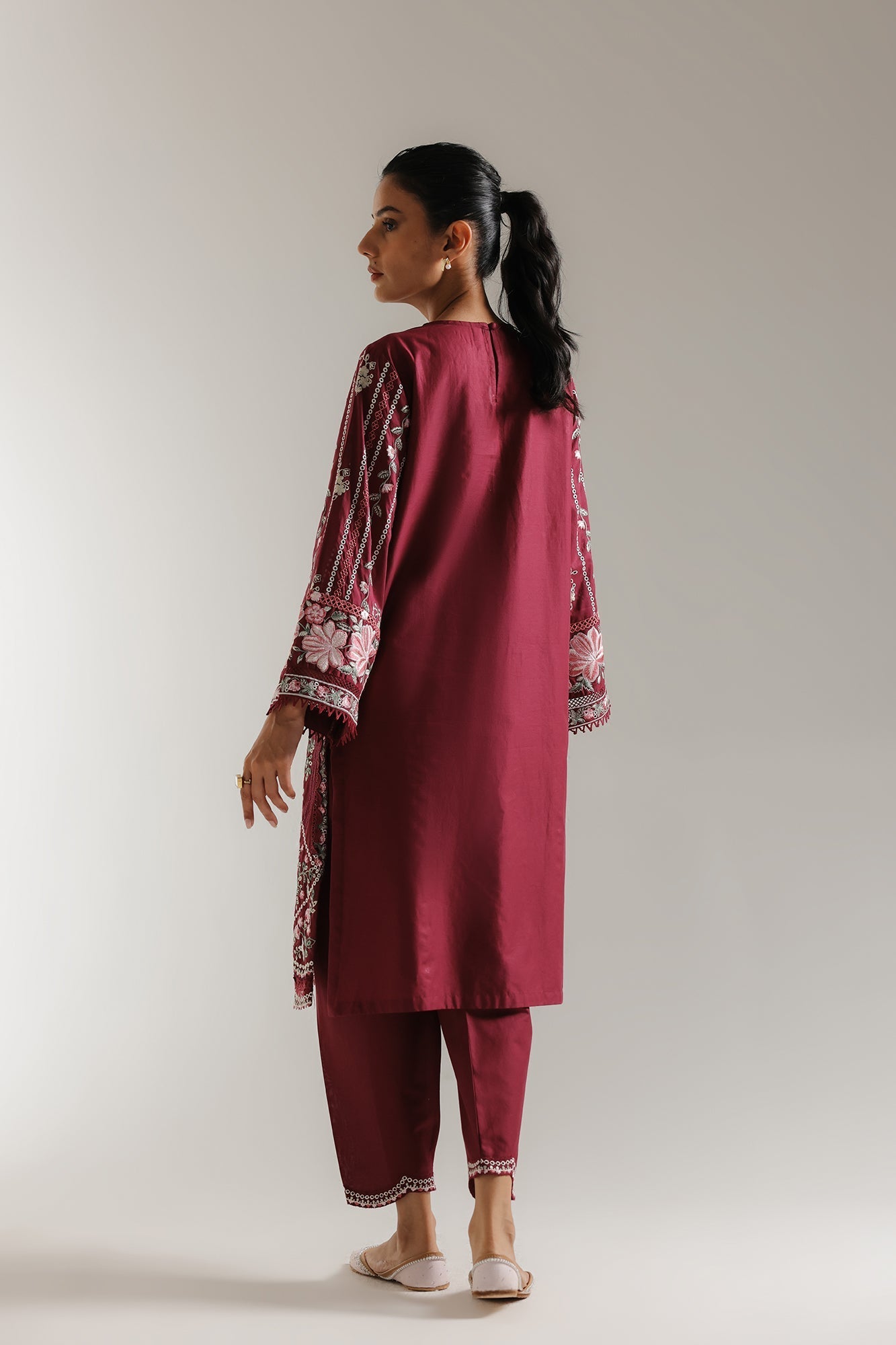 EMBROIDERED SUIT (E103/523/3223) - Image 3