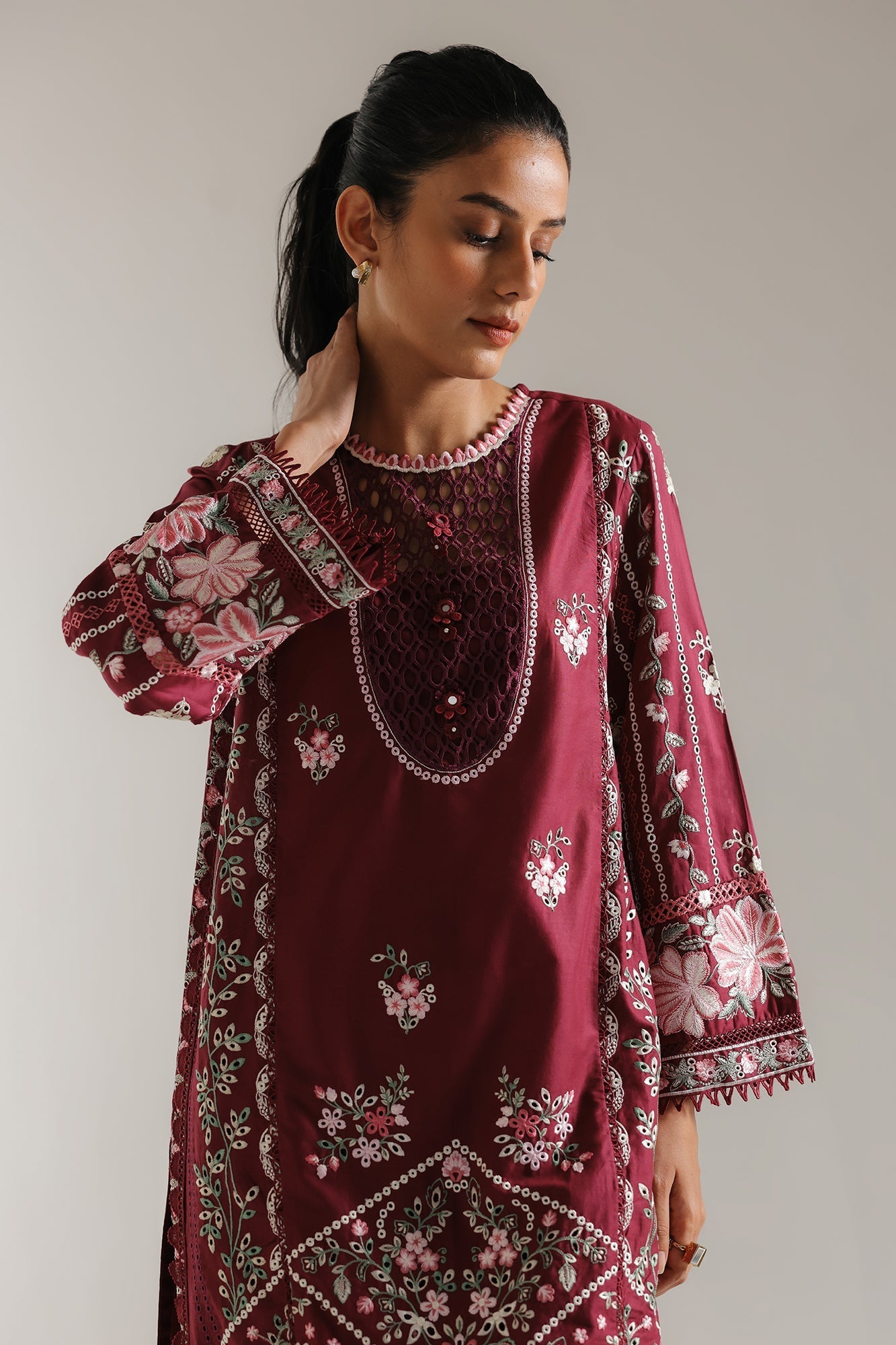 EMBROIDERED SUIT (E103/523/3223) - Image 4
