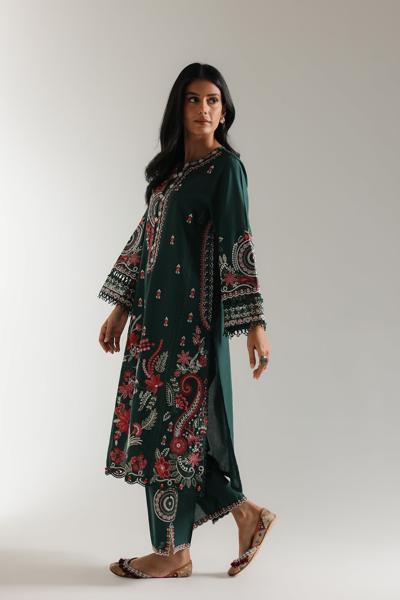 EMBROIDERED SUIT (E103/704/3228) - Image 3