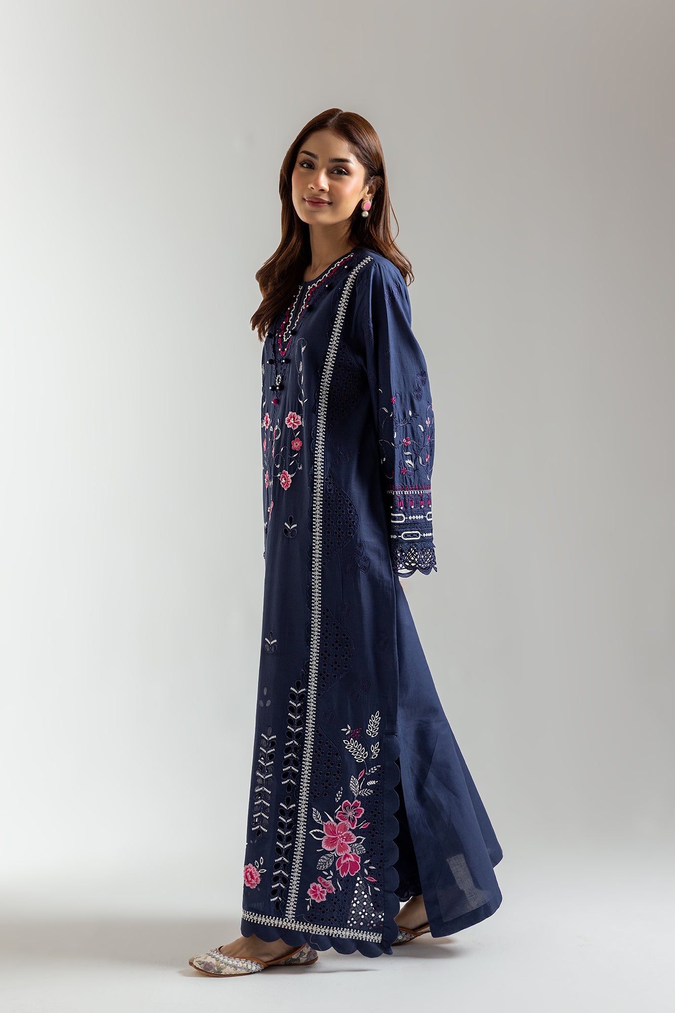 EMBROIDERED SUIT (E103/618/3235) - Image 3