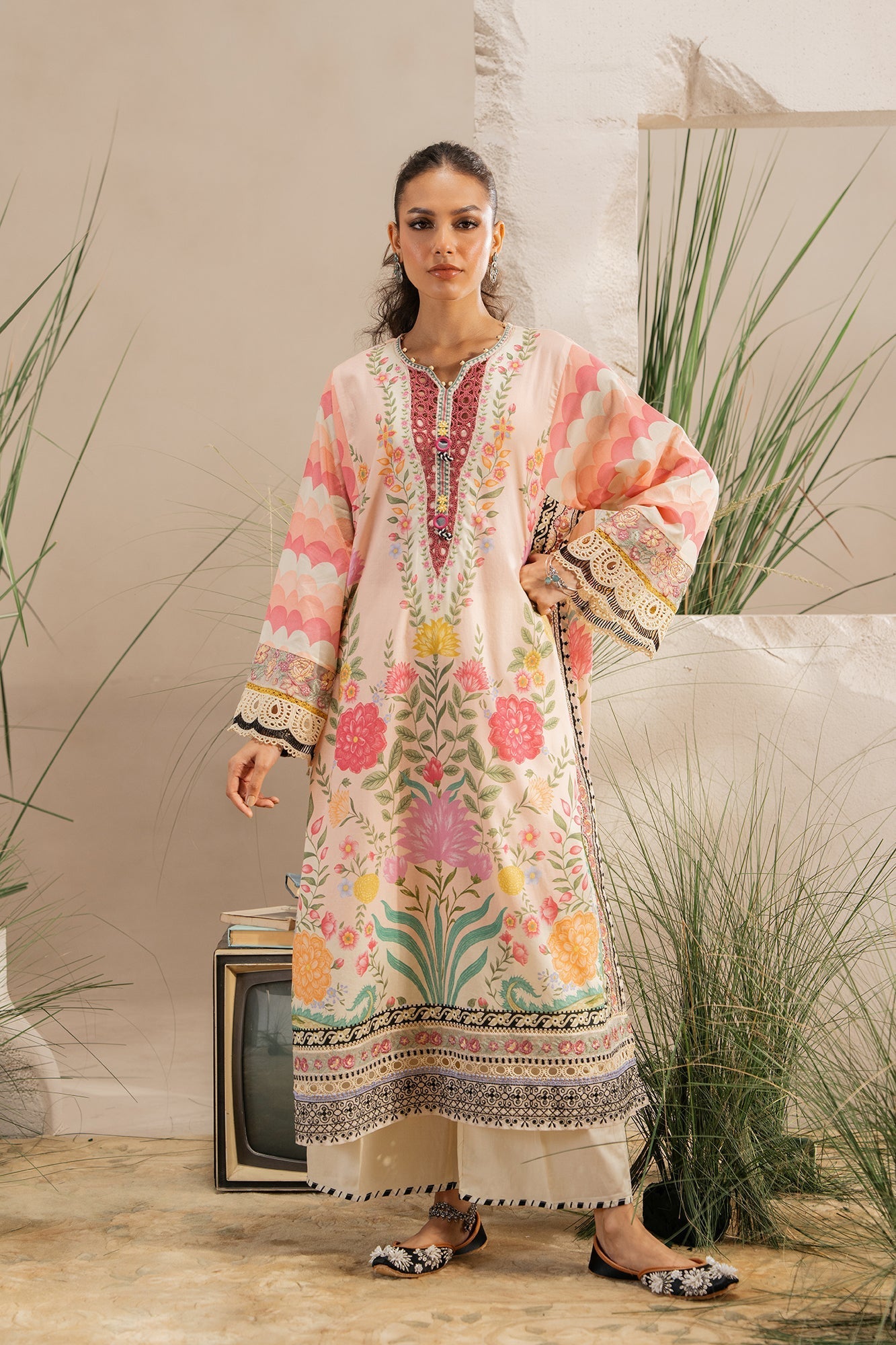 EMBROIDERED SUIT (E103/316/3240) - Image 2