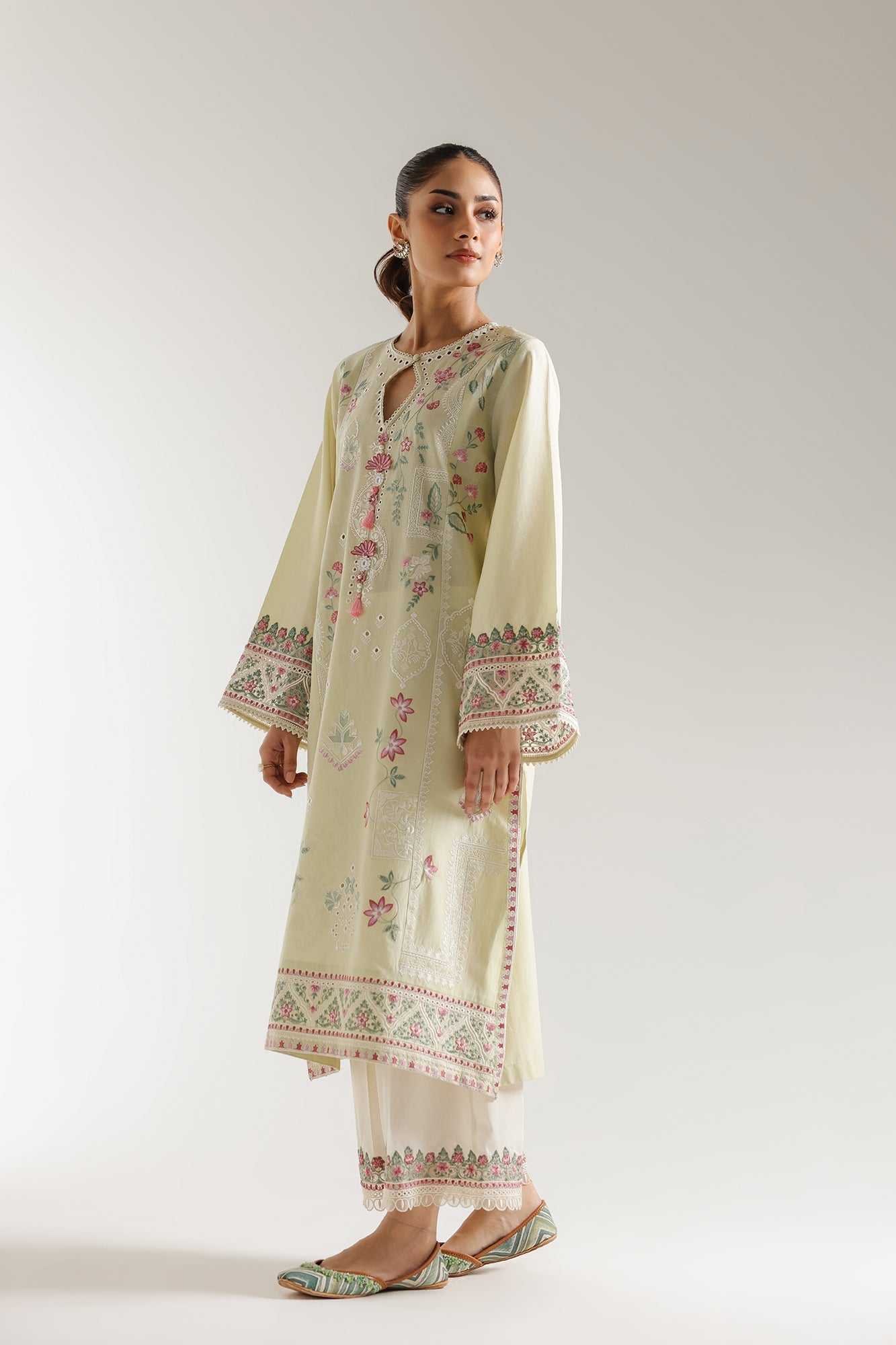 EMBROIDERED SUIT (E103/130/3241) - Image 3