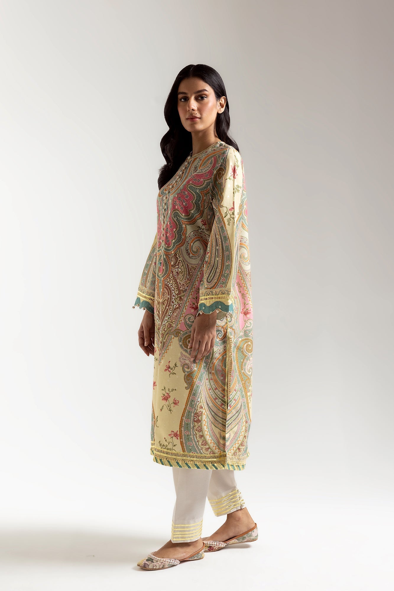 EMBROIDERED SUIT (E103/114/3247) - Image 2