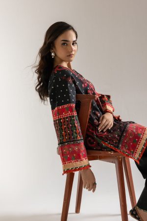 EMBROIDERED SUIT (E103/902/3250)