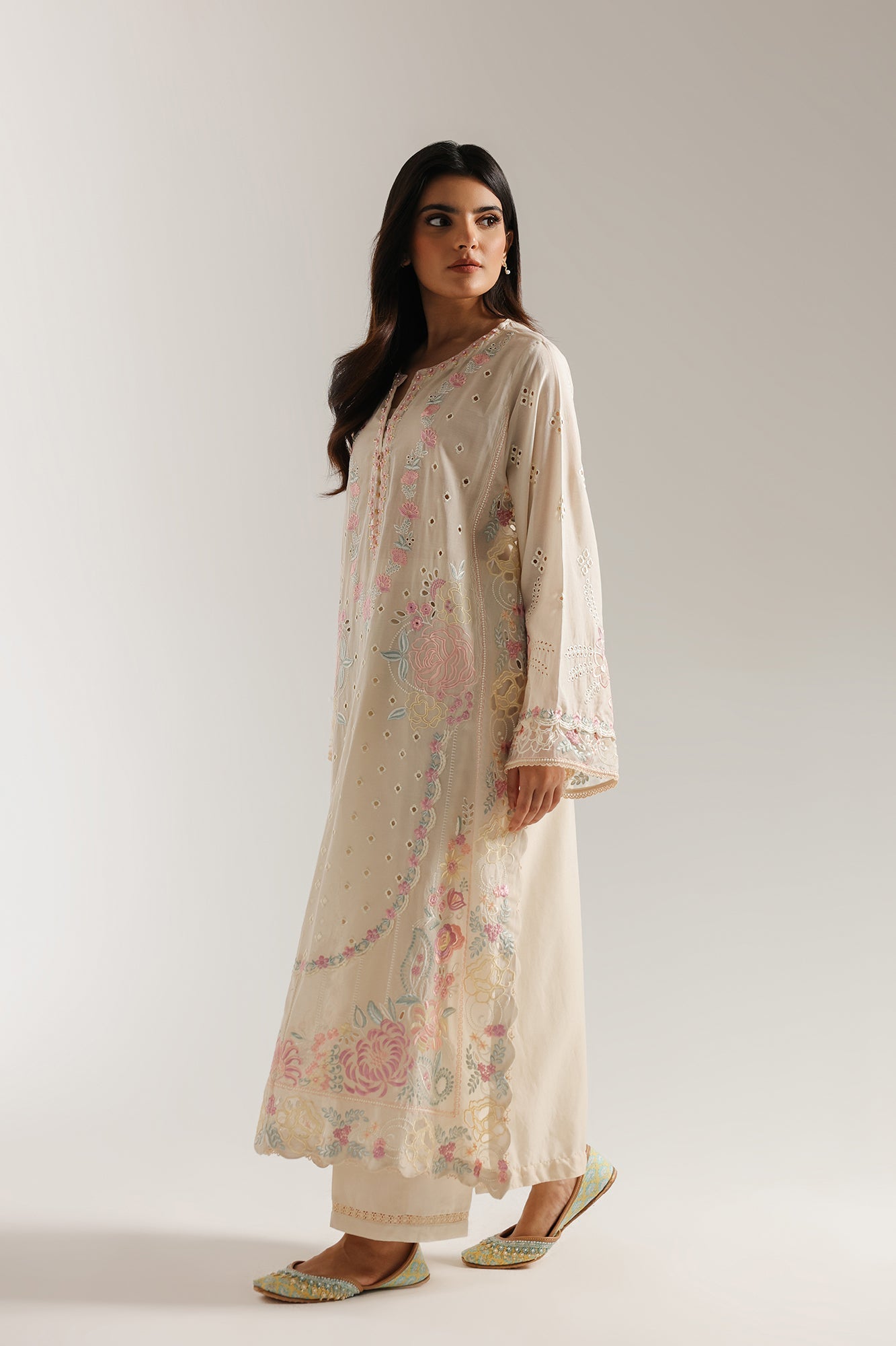 EMBROIDERED SUIT (E103/110/3252) - Image 3