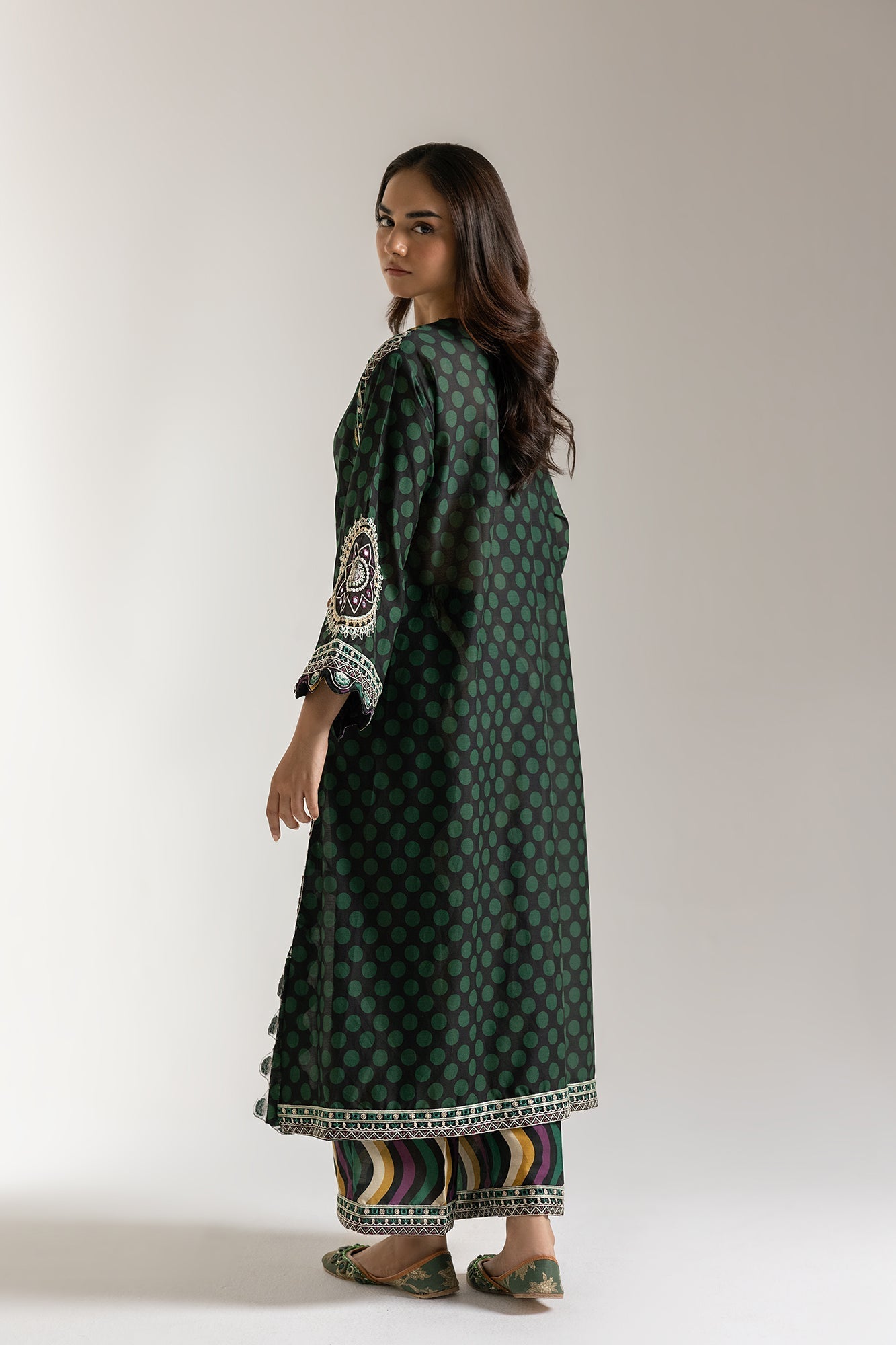 EMBROIDERED SUIT (E103/708/3273) - Image 3