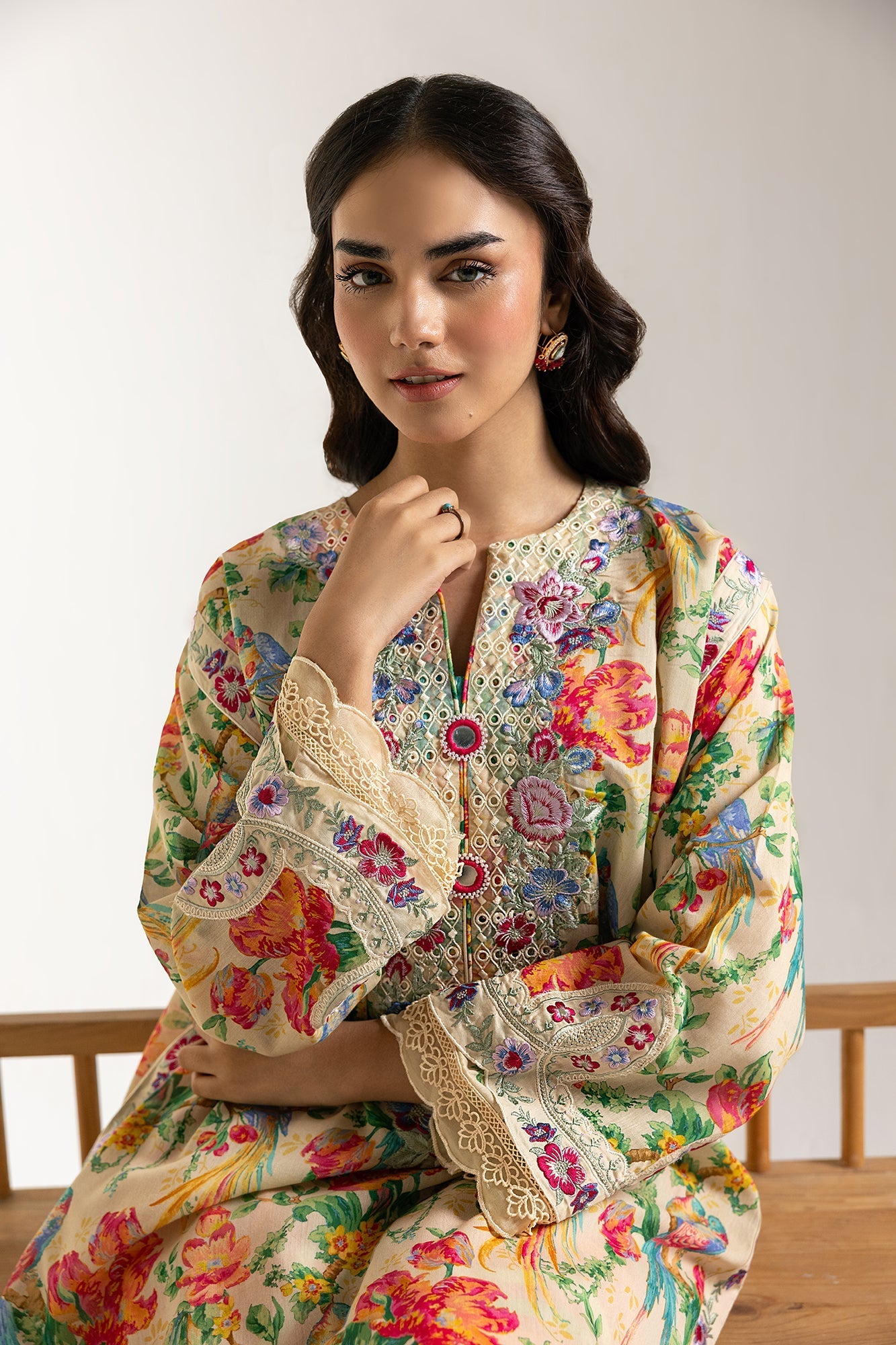EMBROIDERED SUIT (E103/101/3276) - Image 4