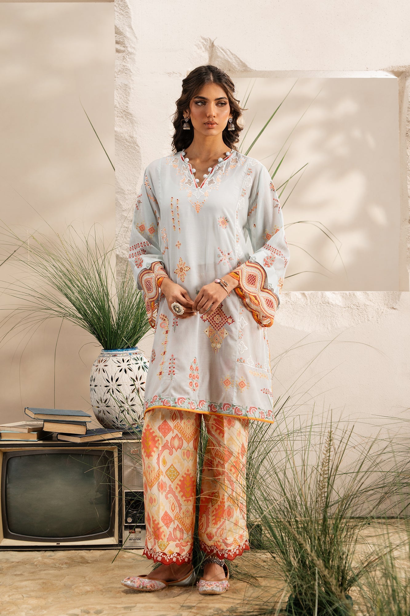 EMBROIDERED SUIT (E103/617/3279) - Image 2