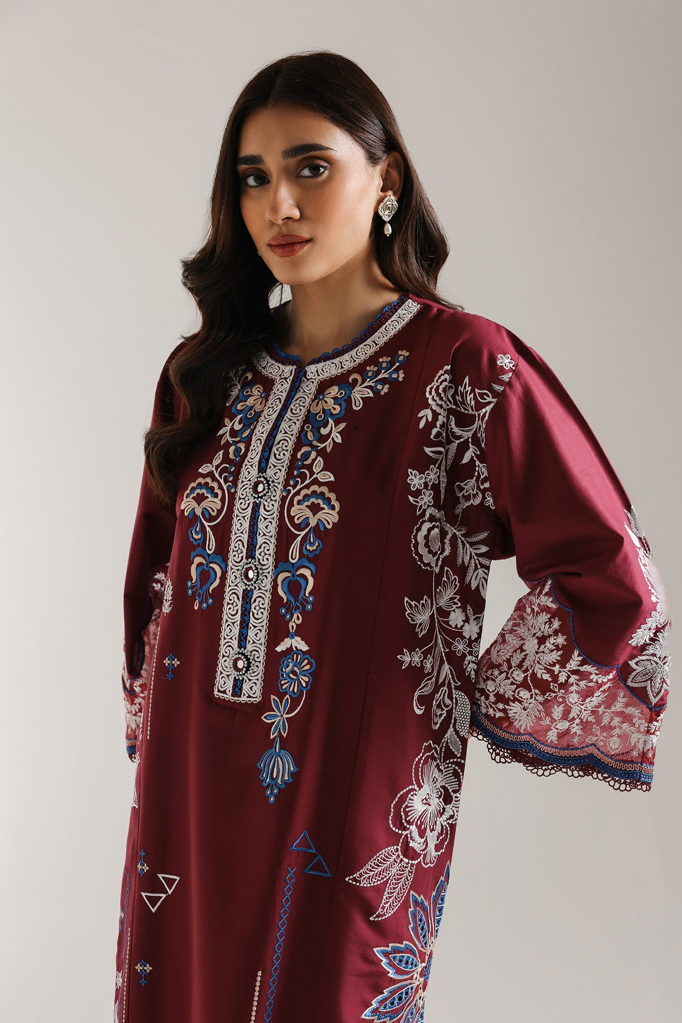 EMBROIDERED SUIT (E103/523/3289) - Image 4