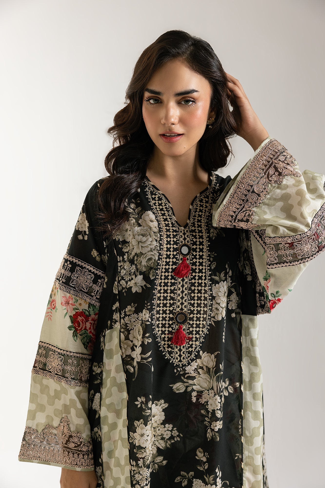 EMBROIDERED SUIT (E103/902/3303) - Image 4