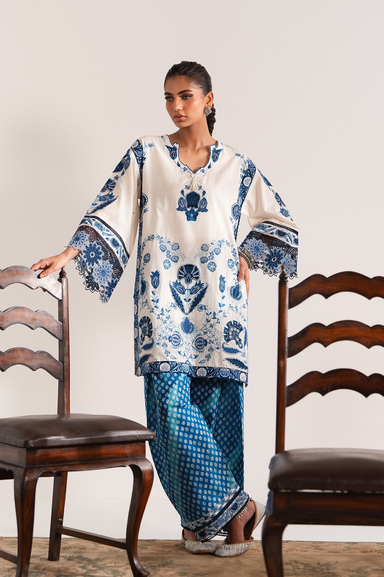 EMBROIDERED SUIT (E103/002/3306) - Image 6