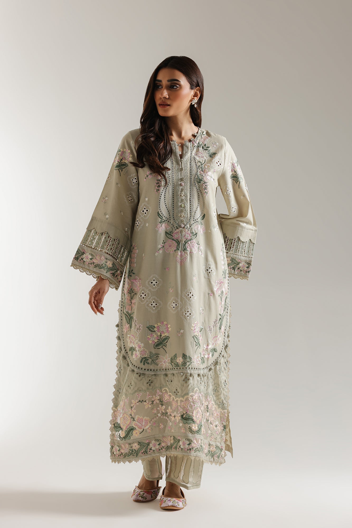 EMBROIDERED SUIT (E103/130/3318) - Image 2