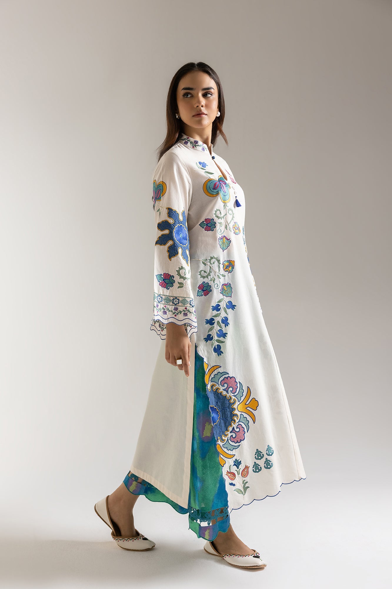 EMBROIDERED SUIT (E103/003/3334) - Image 4