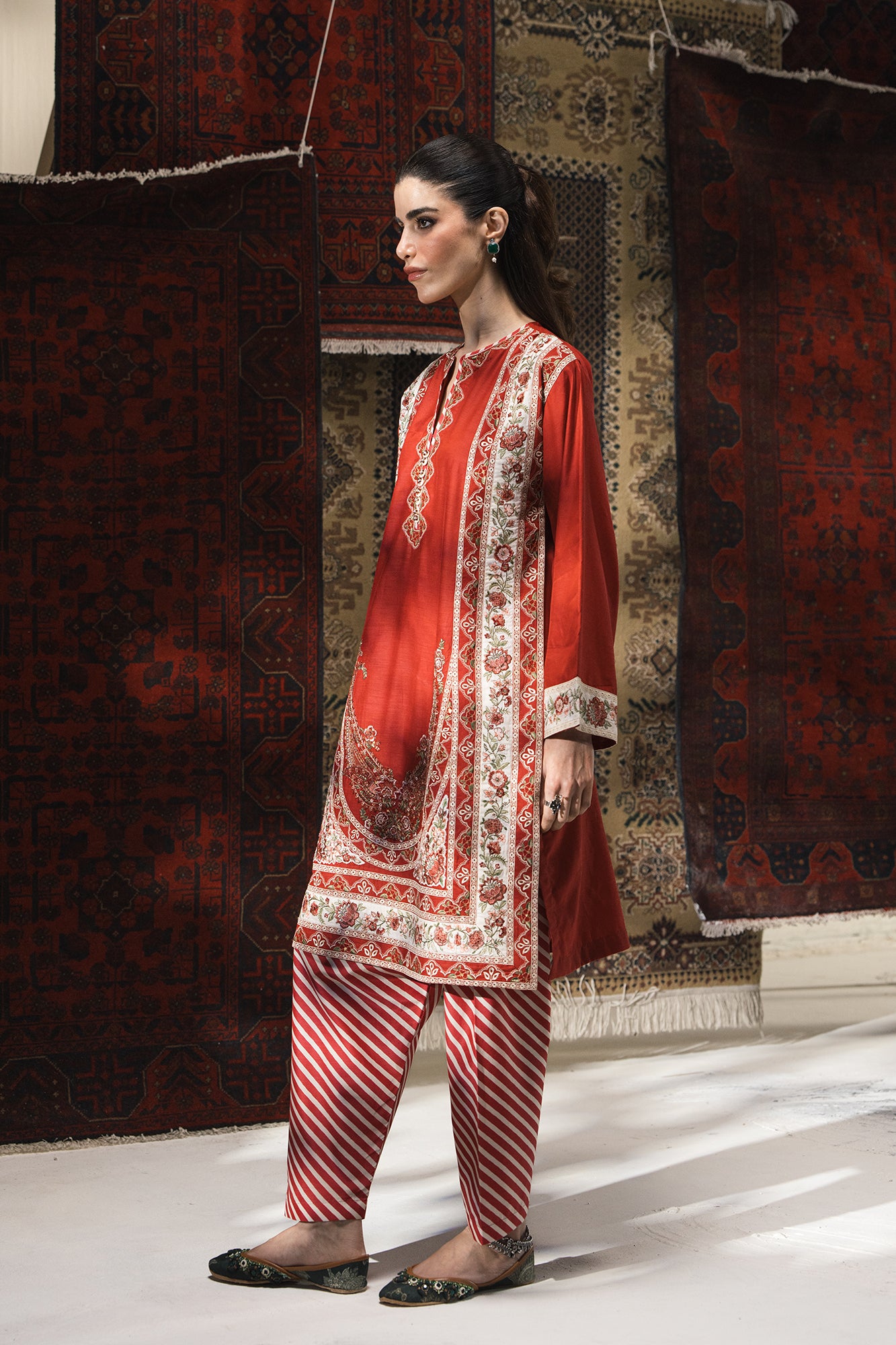 EMBROIDERED SUIT (E3349/103/415) - Image 3