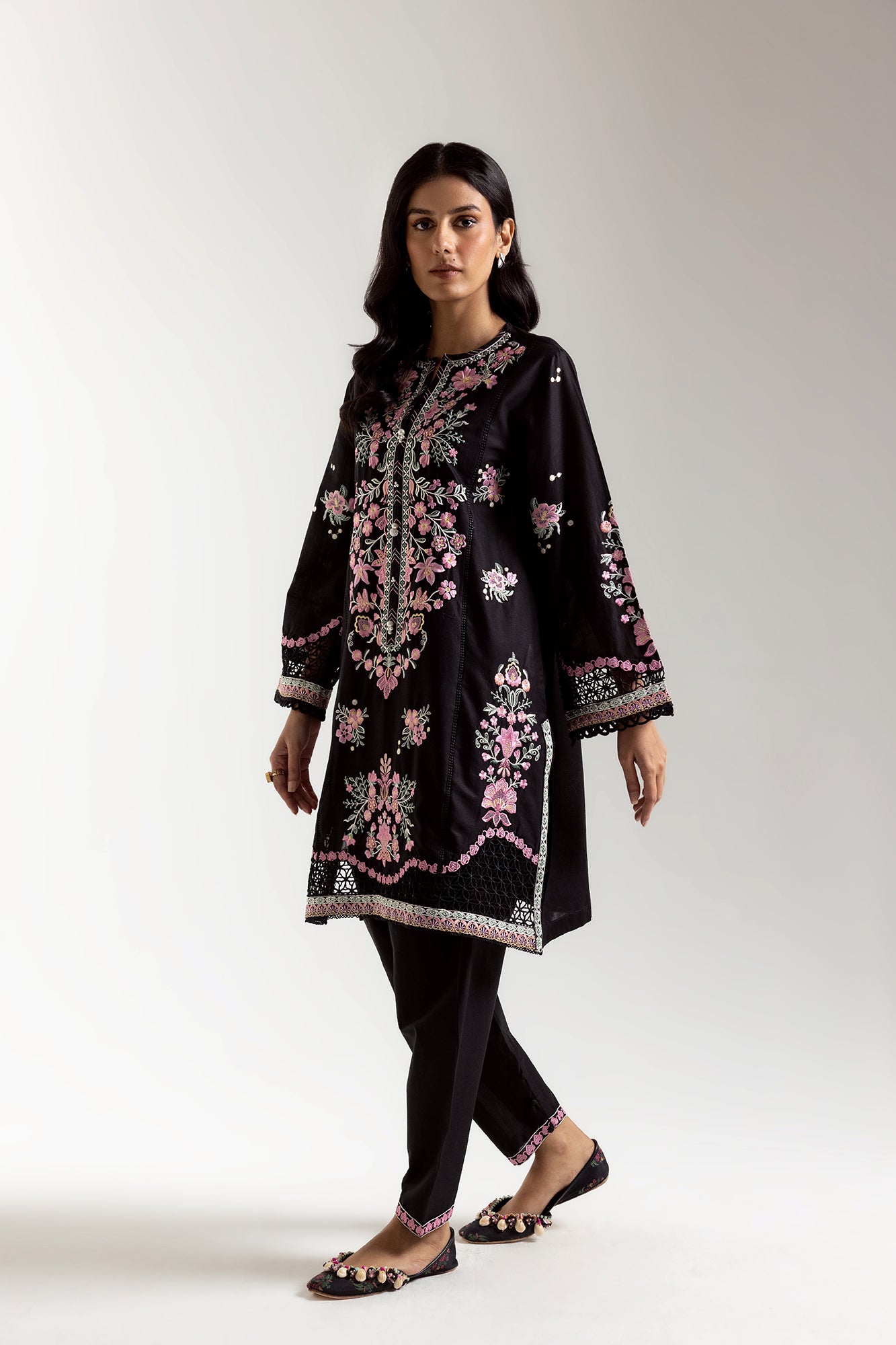 EMBROIDERED SUIT (E3353/103/902) - Image 3