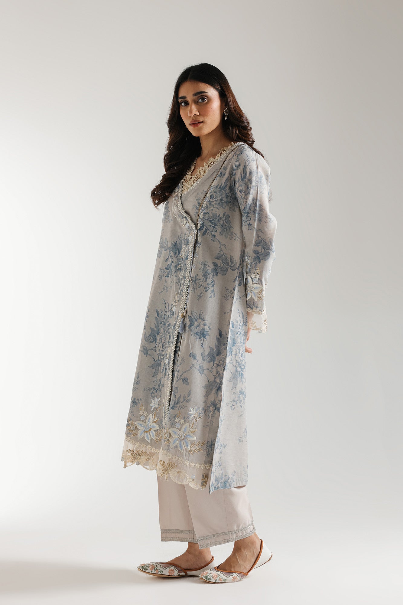 EMBROIDERED SUIT (E3365/103/812) - Image 3