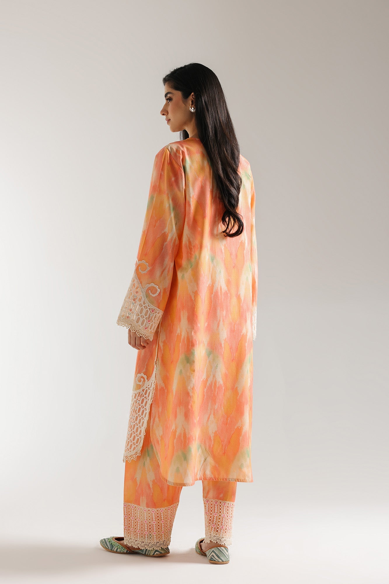 EMBROIDERED SUIT (E103/215/3370) - Image 3
