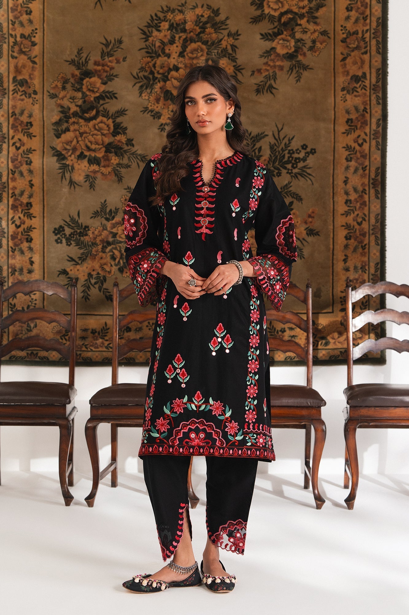 EMBROIDERED SUIT (E3390/103/902) - Image 2